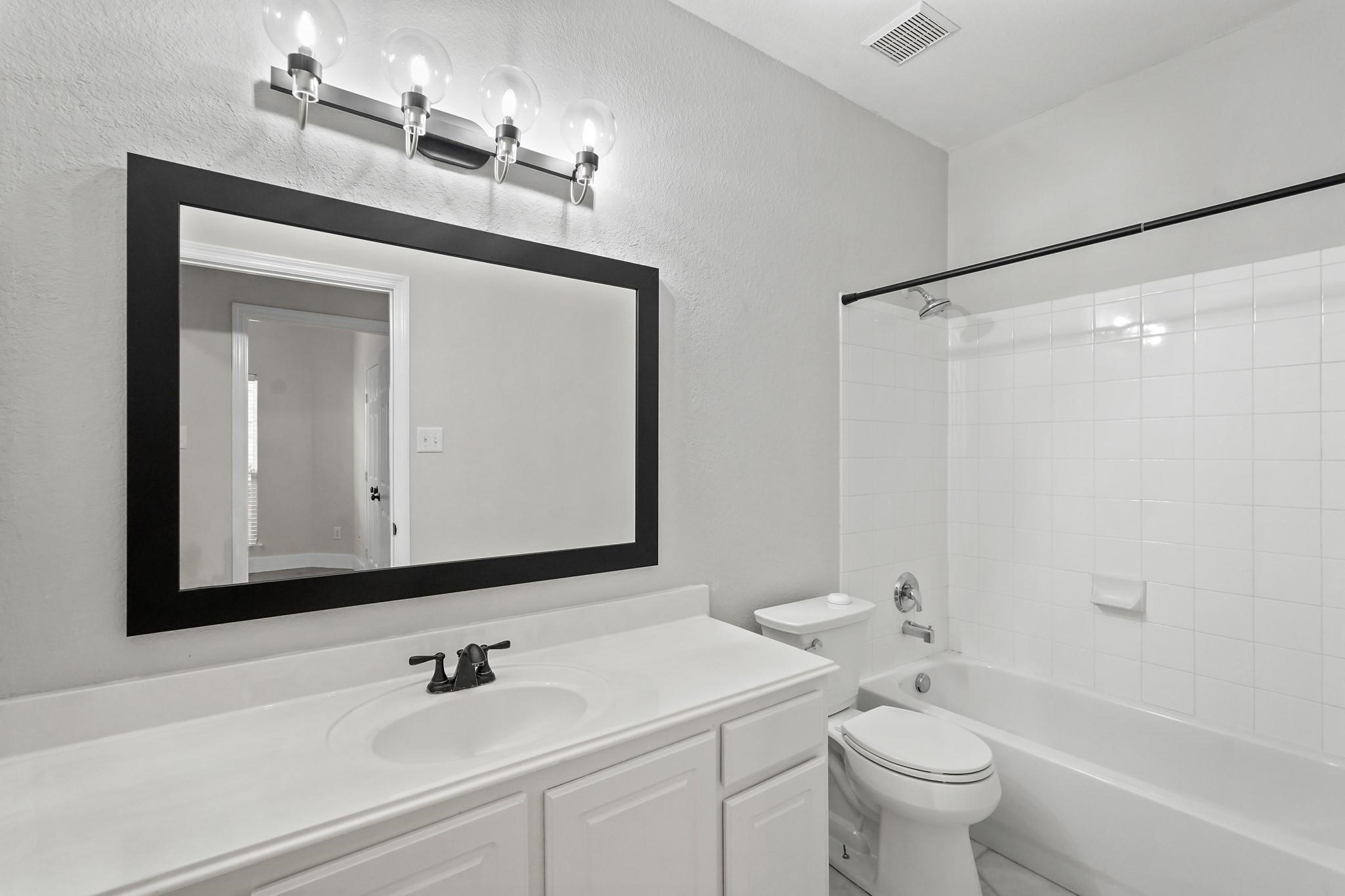 8915 Summer Ash Lane, Sugar Land, TX 77479