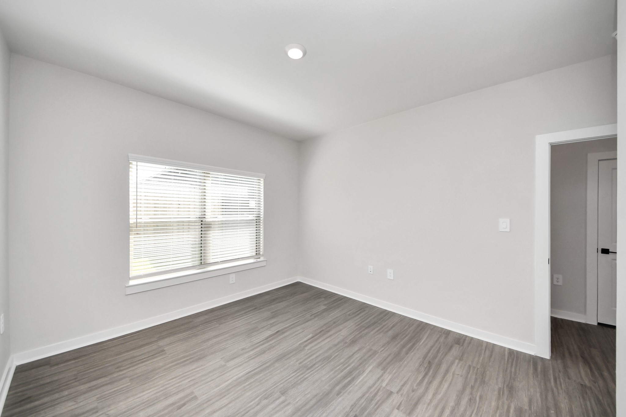 Bedroom 2 with Closet