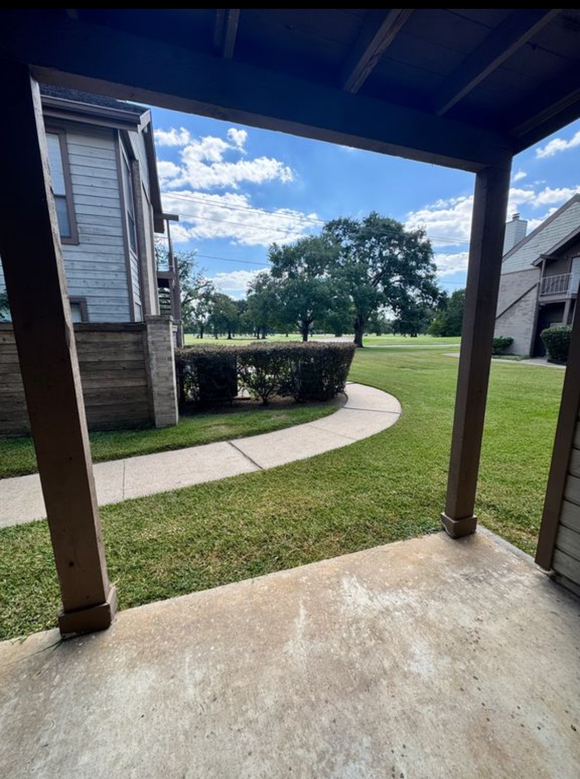 8409 Sands Point Drive, Houston, TX 77036