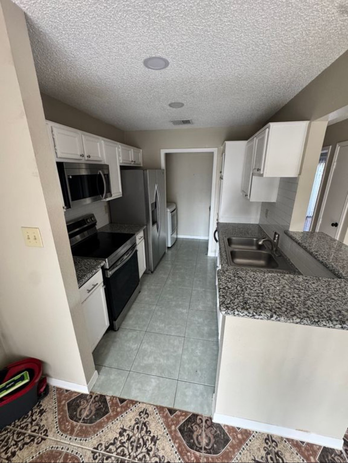8409 Sands Point Drive, Houston, TX 77036