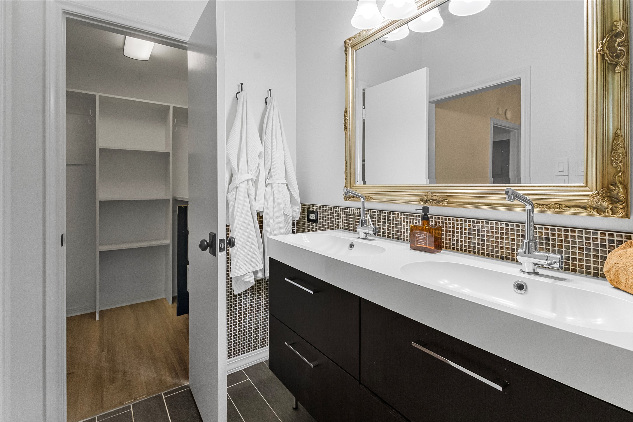 4144 Greystone Way, #101, Sugar Land, TX 77479