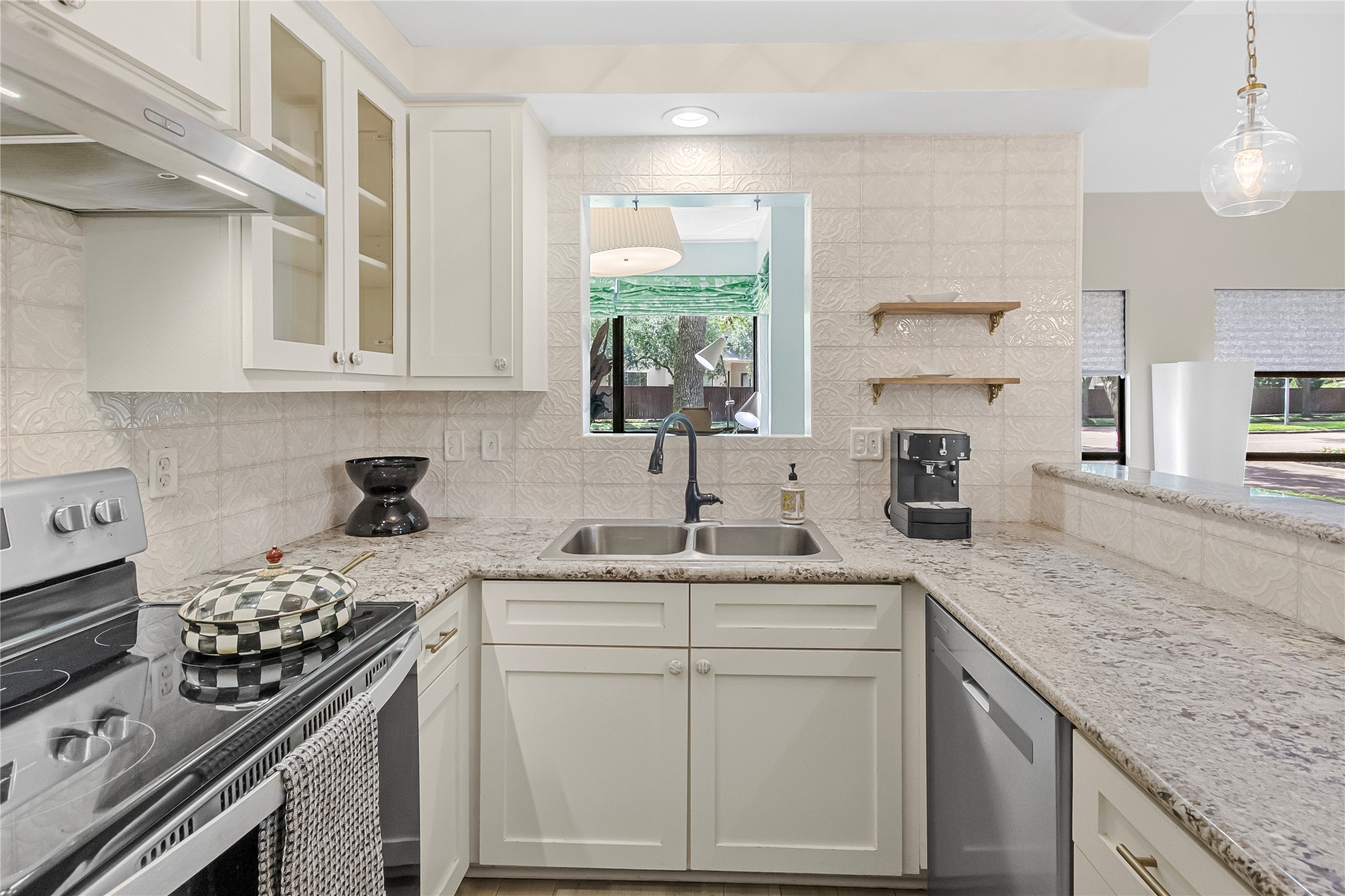 4144 Greystone Way, #101, Sugar Land, TX 77479