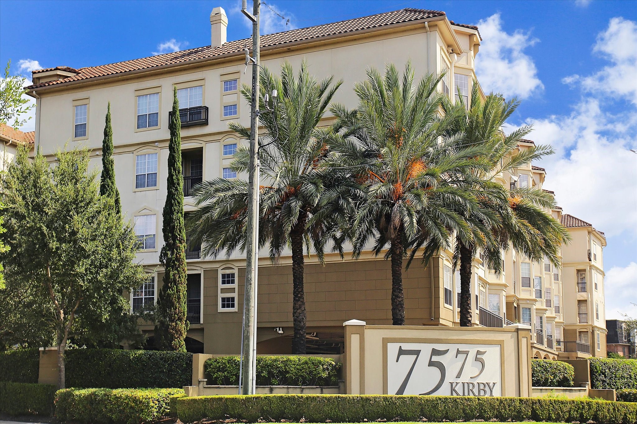 7575 Kirby Drive, #2217, Houston, TX 77030