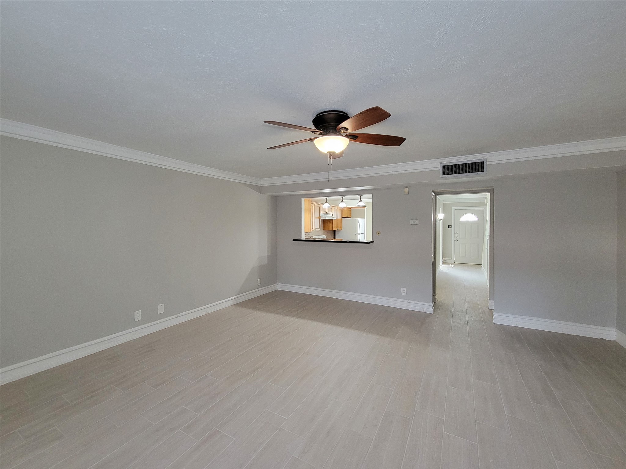 5239 Arboles Drive, #P, Houston, TX 77035