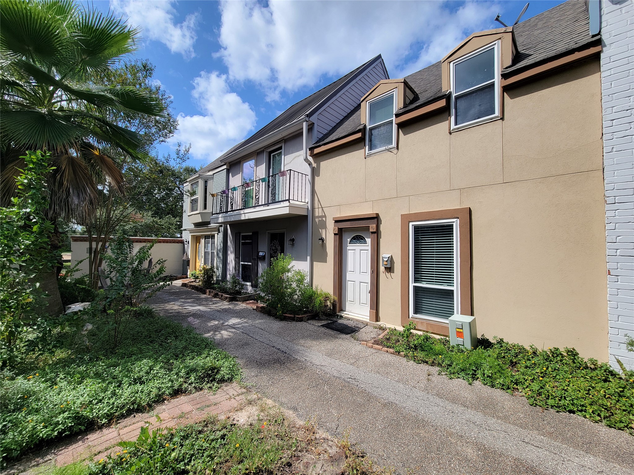 5239 Arboles Drive, #P, Houston, TX 77035