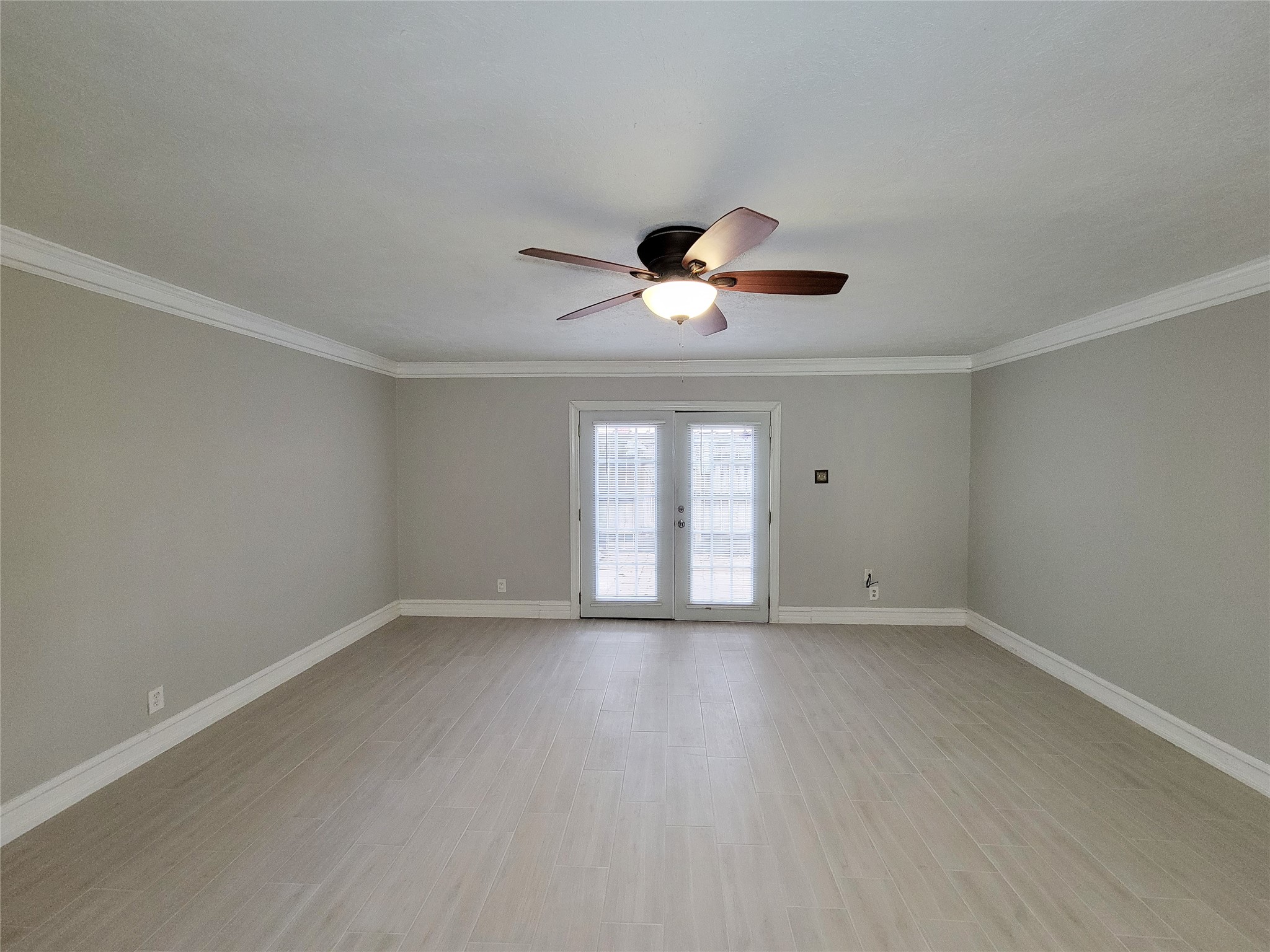 5239 Arboles Drive, #P, Houston, TX 77035