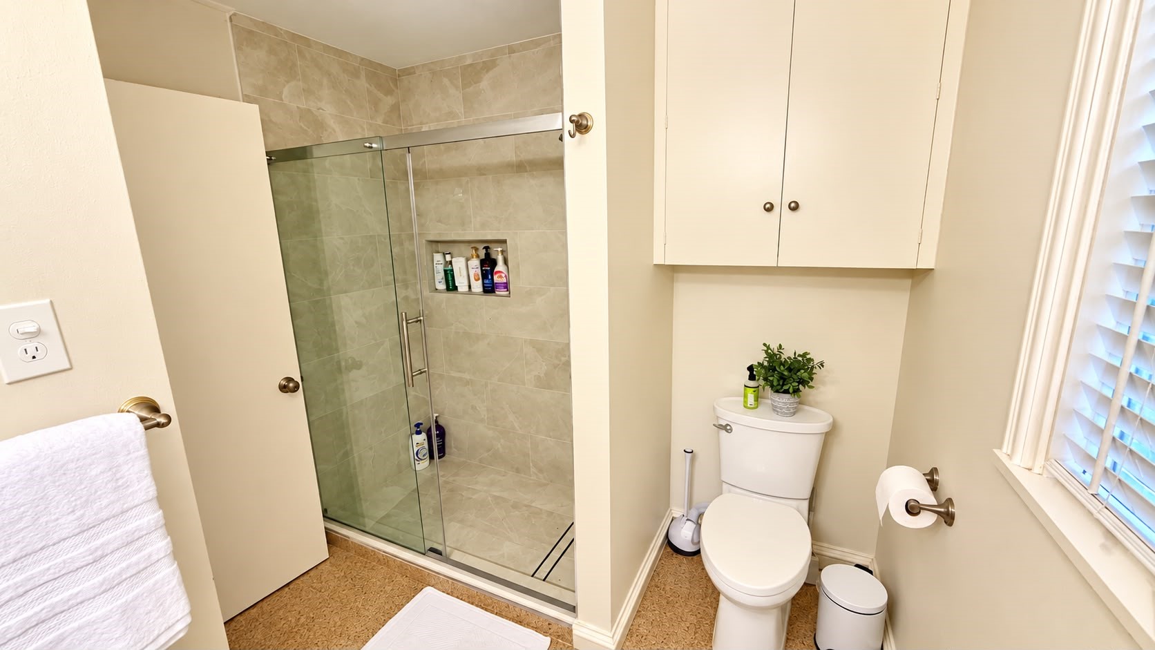 3102 Newcastle Drive, Houston, TX 77027