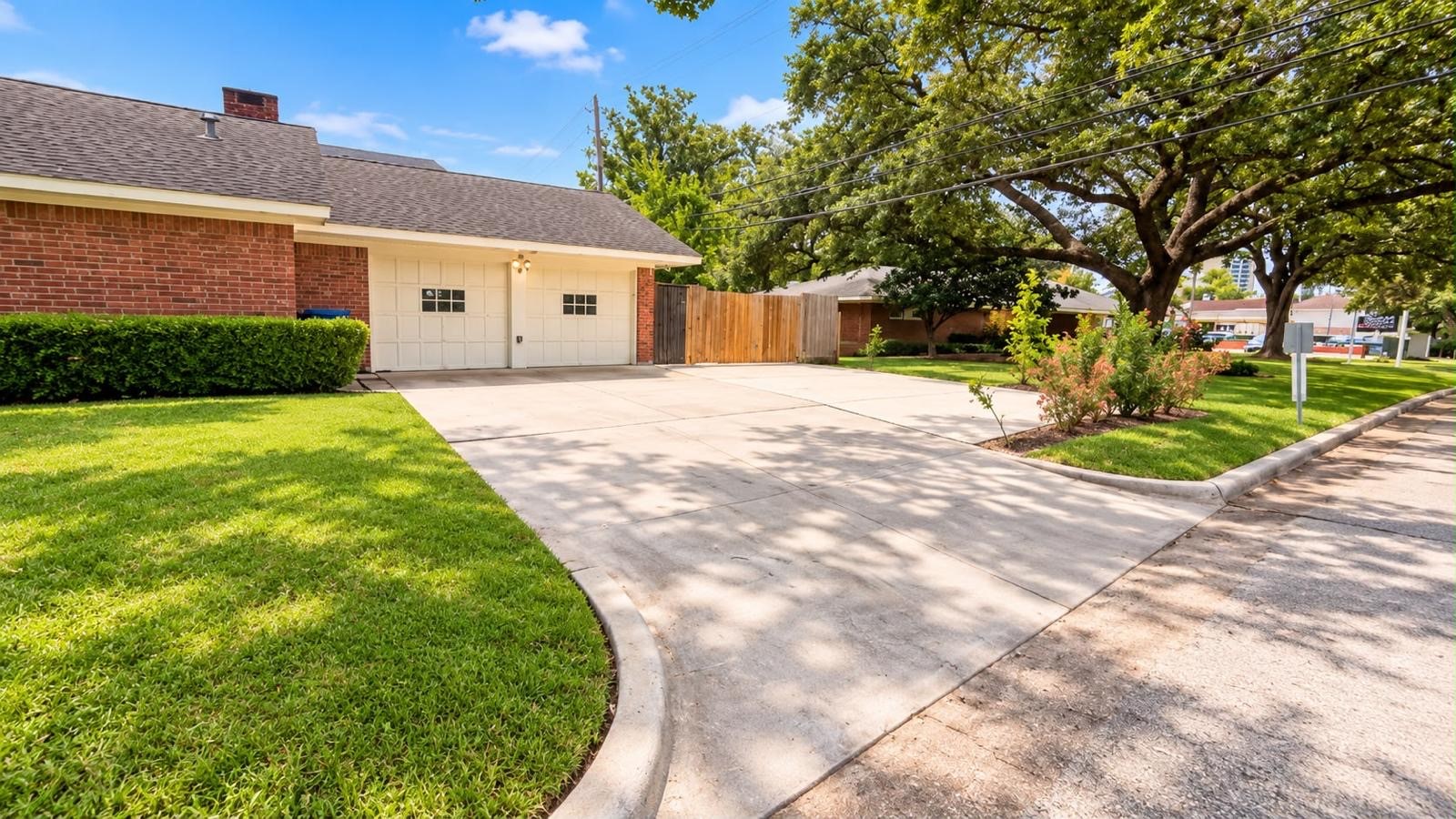 3102 Newcastle Drive, Houston, TX 77027