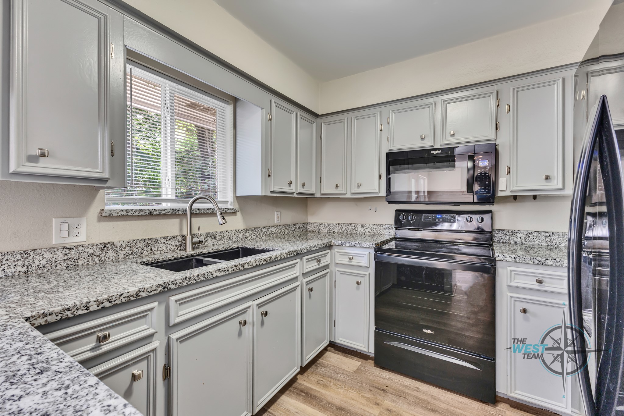 707 Hildred Avenue, Conroe, TX 77303