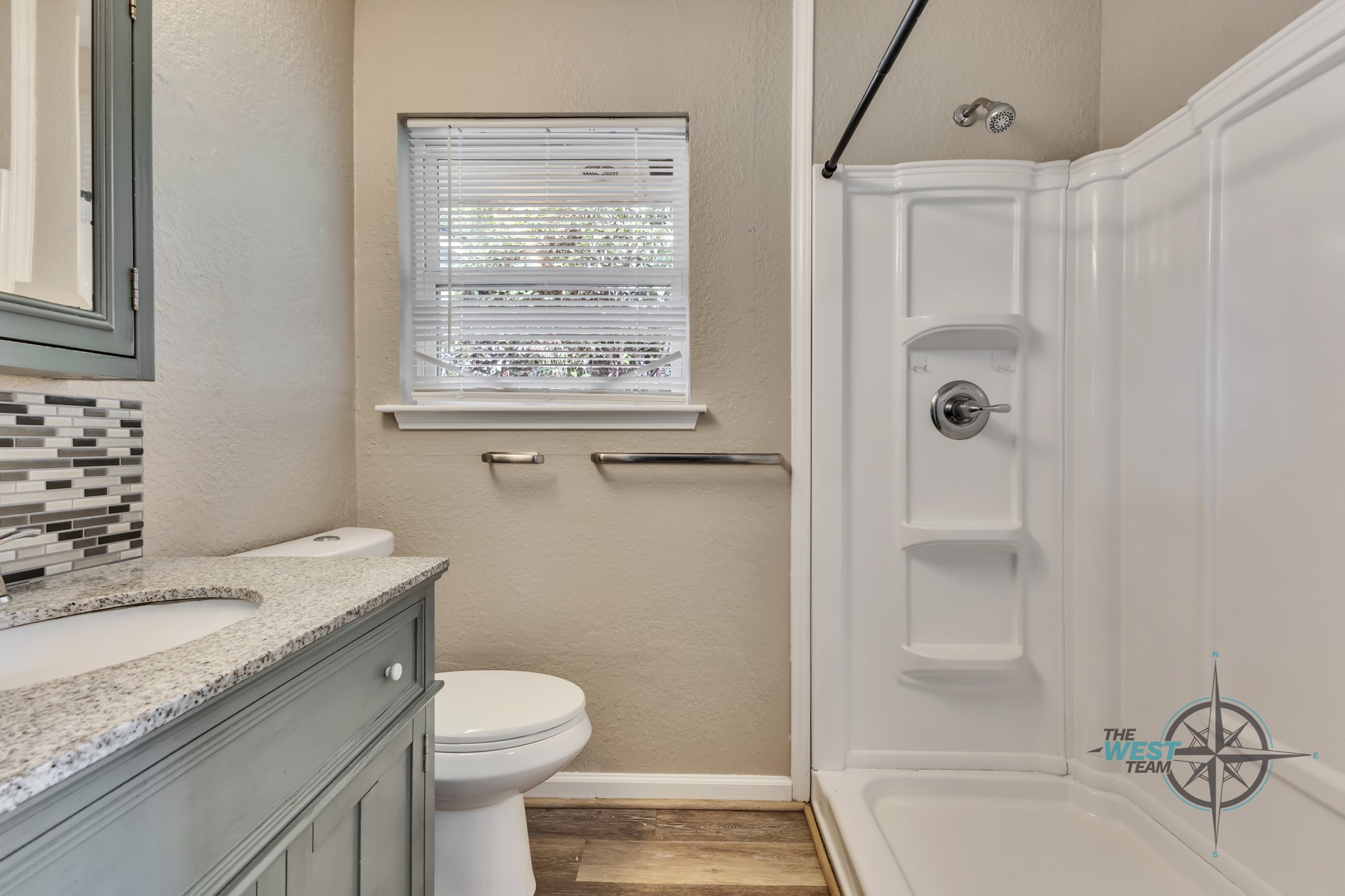 707 Hildred Avenue, Conroe, TX 77303