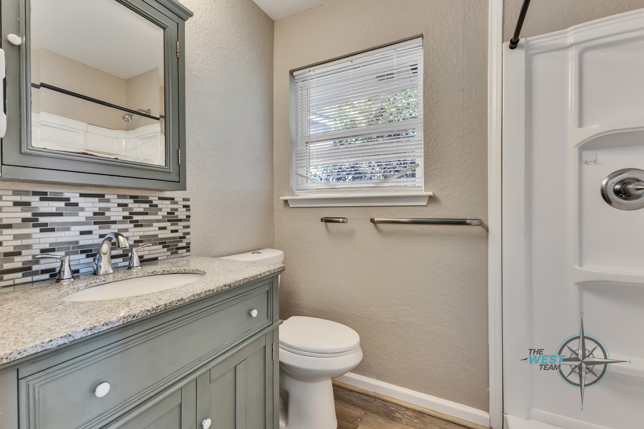 707 Hildred Avenue, Conroe, TX 77303