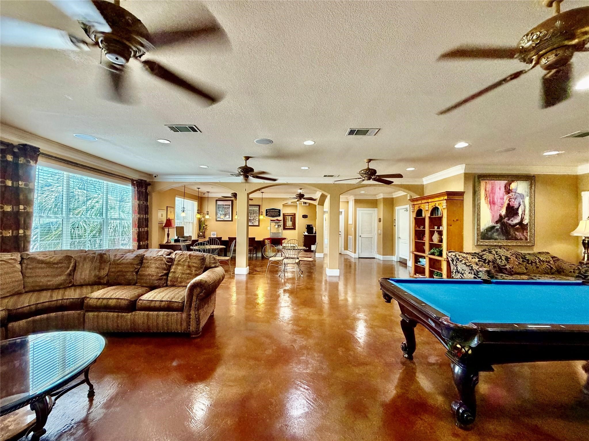 1711 Old Spanish Trail, #407, Houston, TX 77054