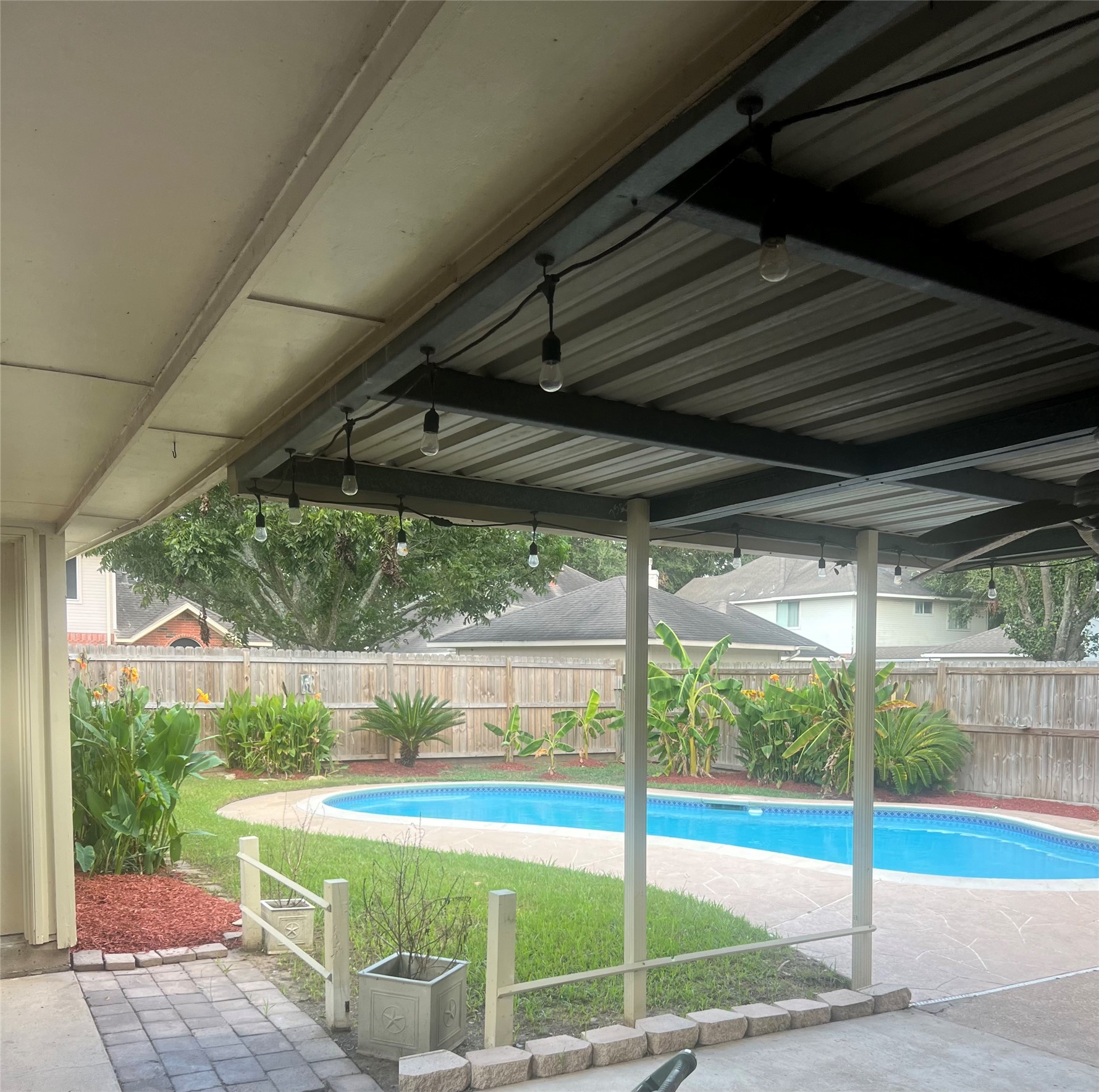 2810 White Oak Lane, Pearland, TX 77584