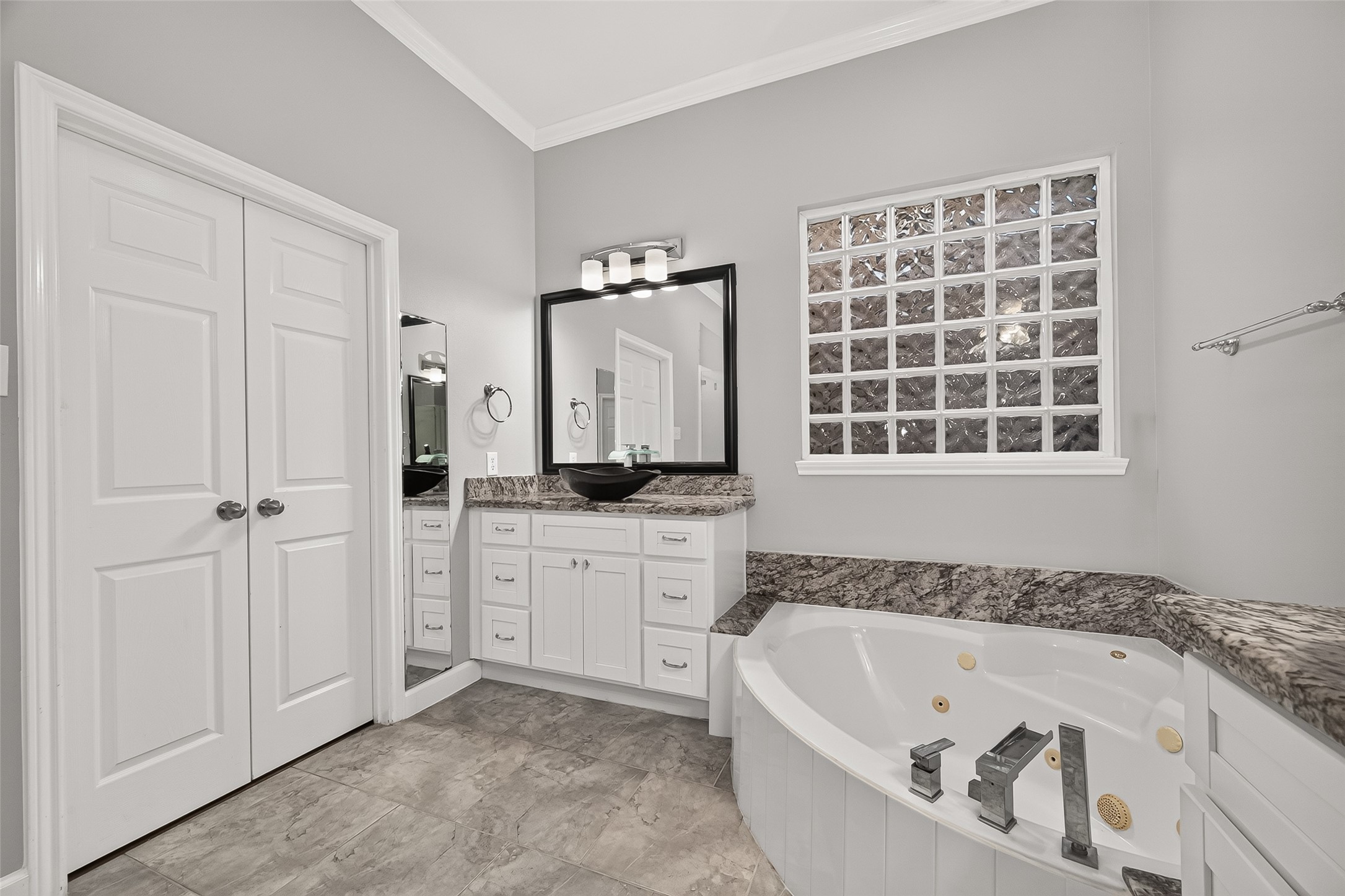 15618 Stable Brook Circle, Cypress, TX 77429