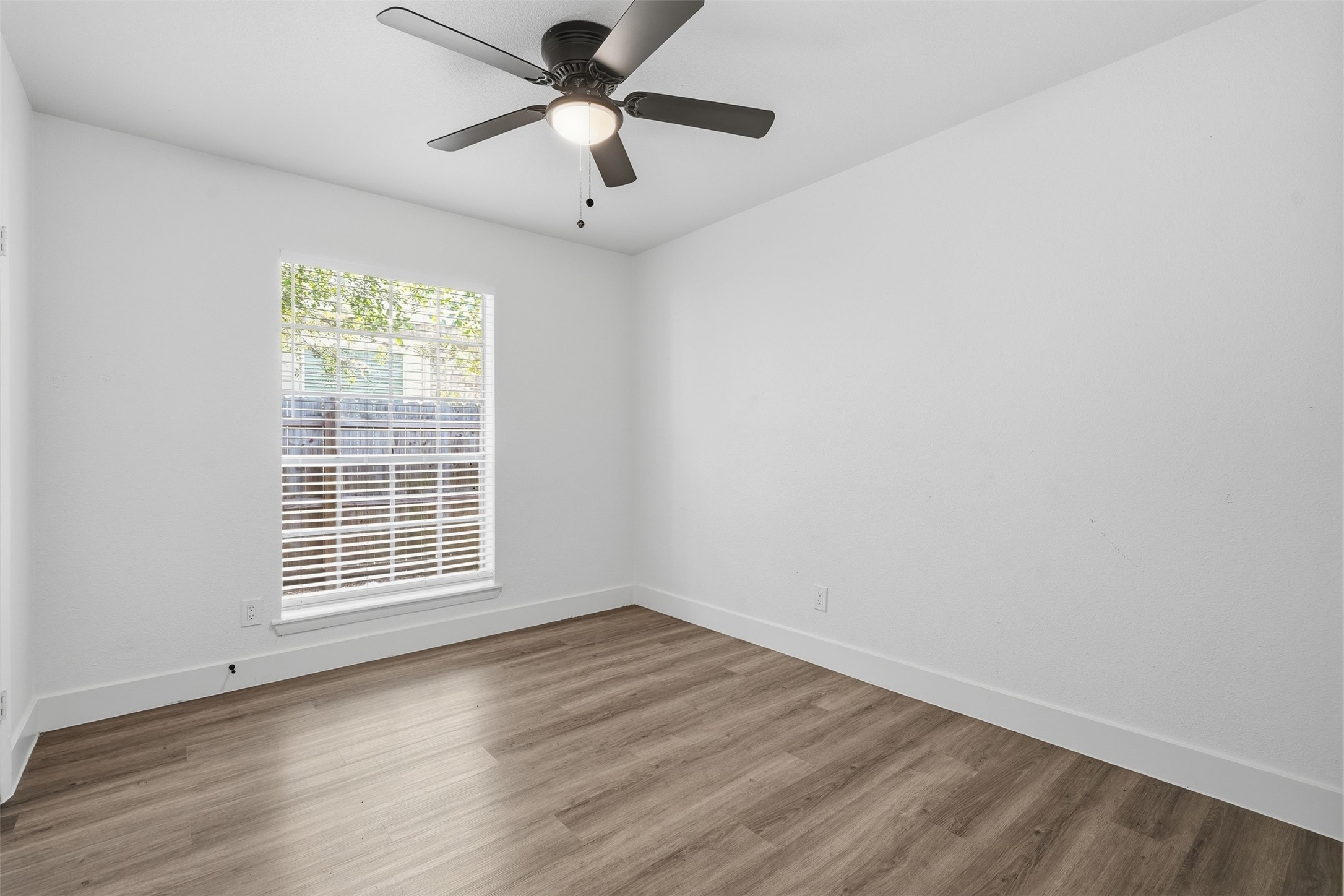 4510 Bungalow Lane, Houston, TX 77047