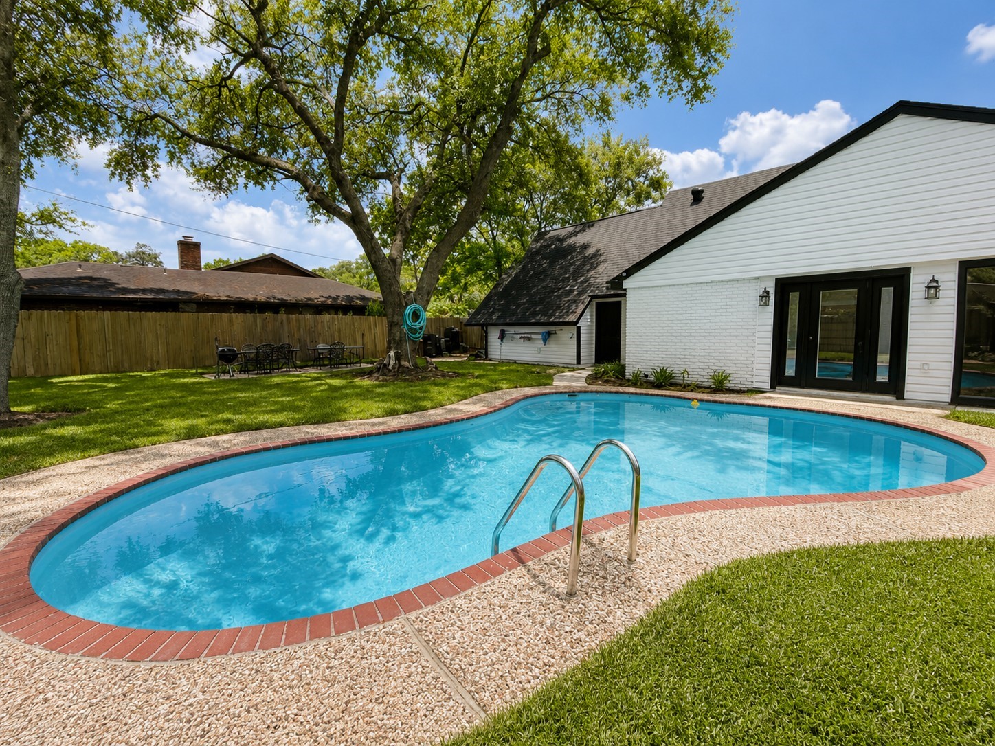 Refreshing pool