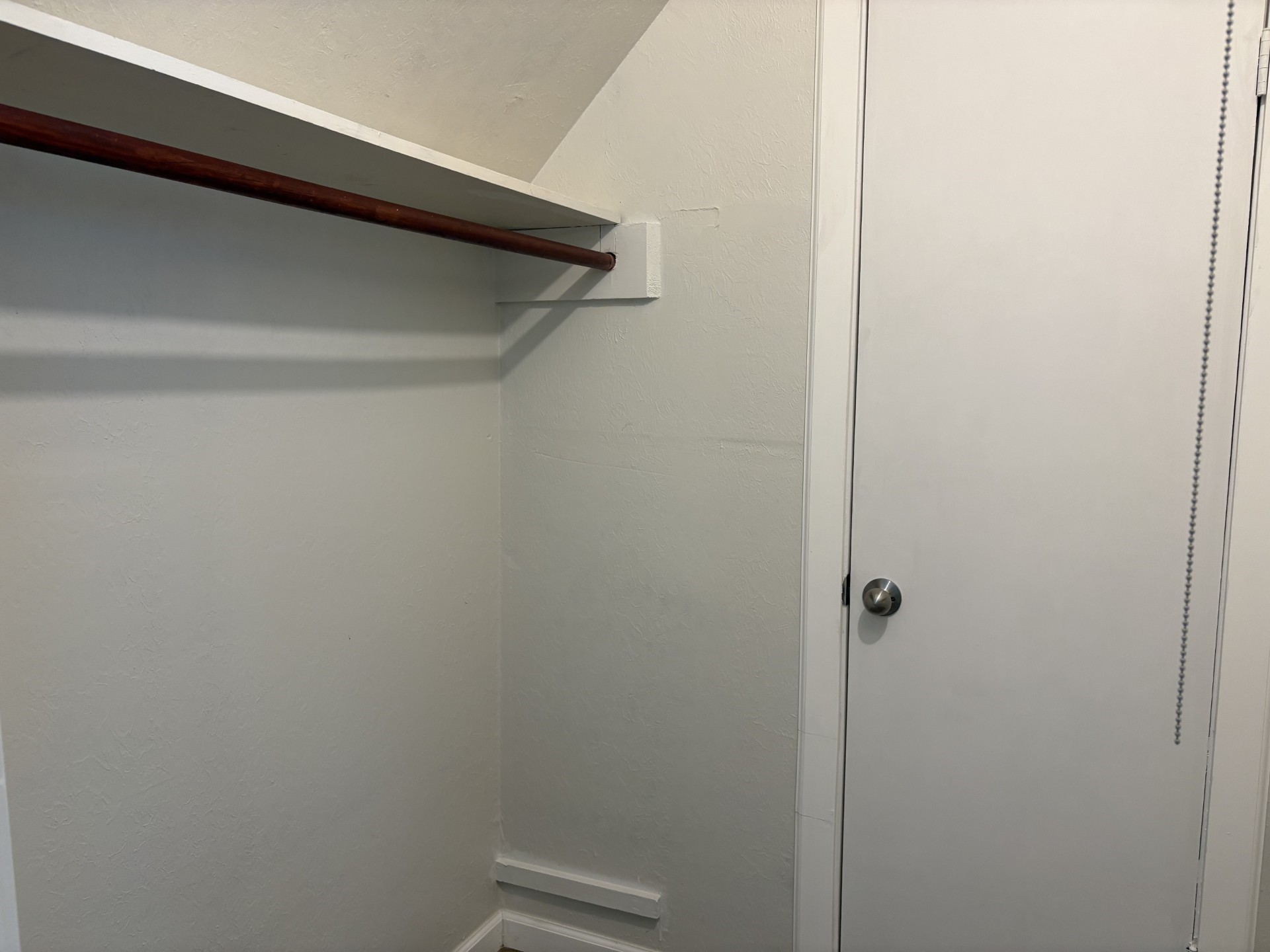 More closet space in 2nd bedroom