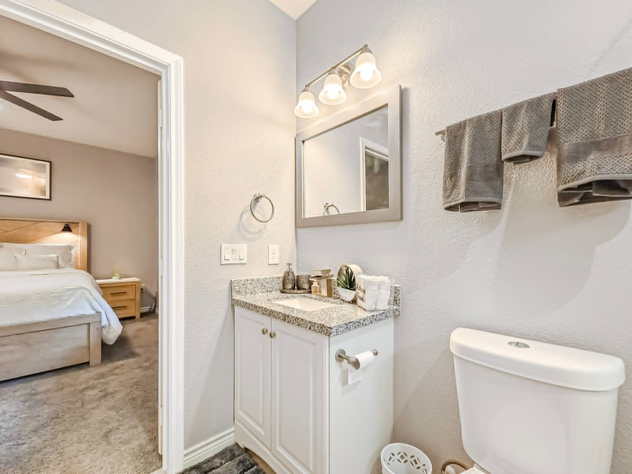 861 Palmdate, Montgomery, TX 77316