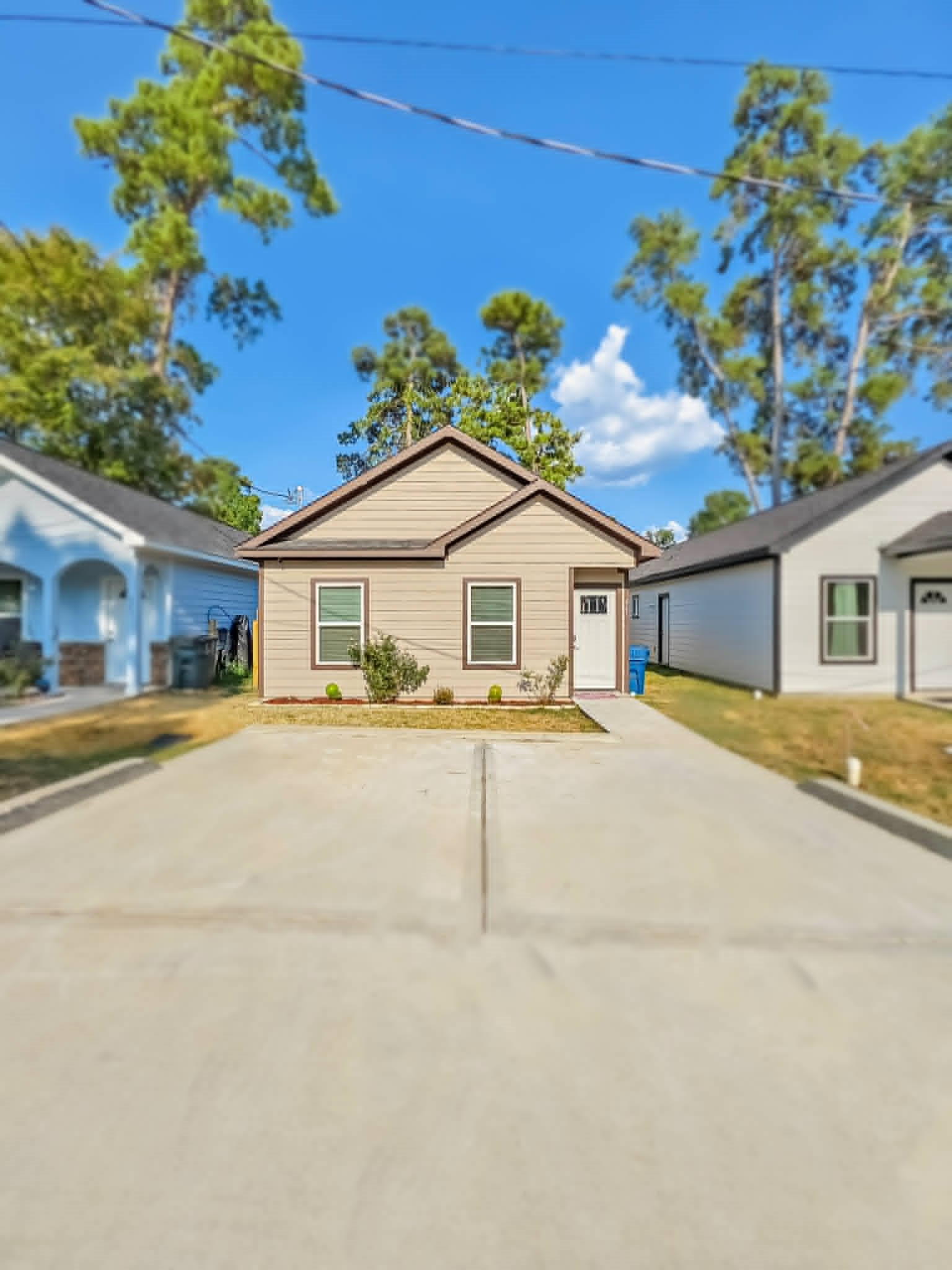 861 Palmdate, Montgomery, TX 77316 861 Palmdate, Montgomery, TX 77316