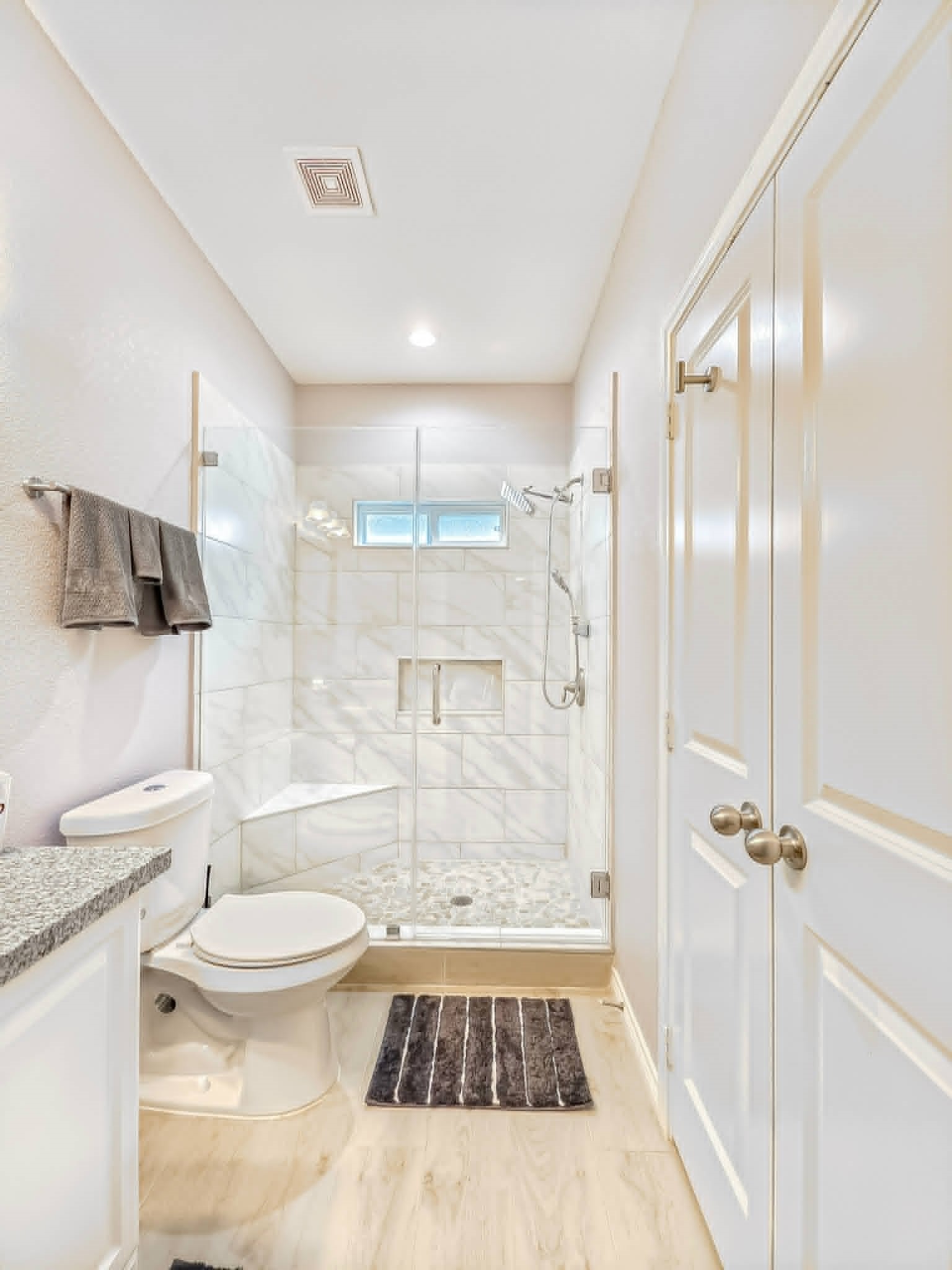 861 Palmdate, Montgomery, TX 77316