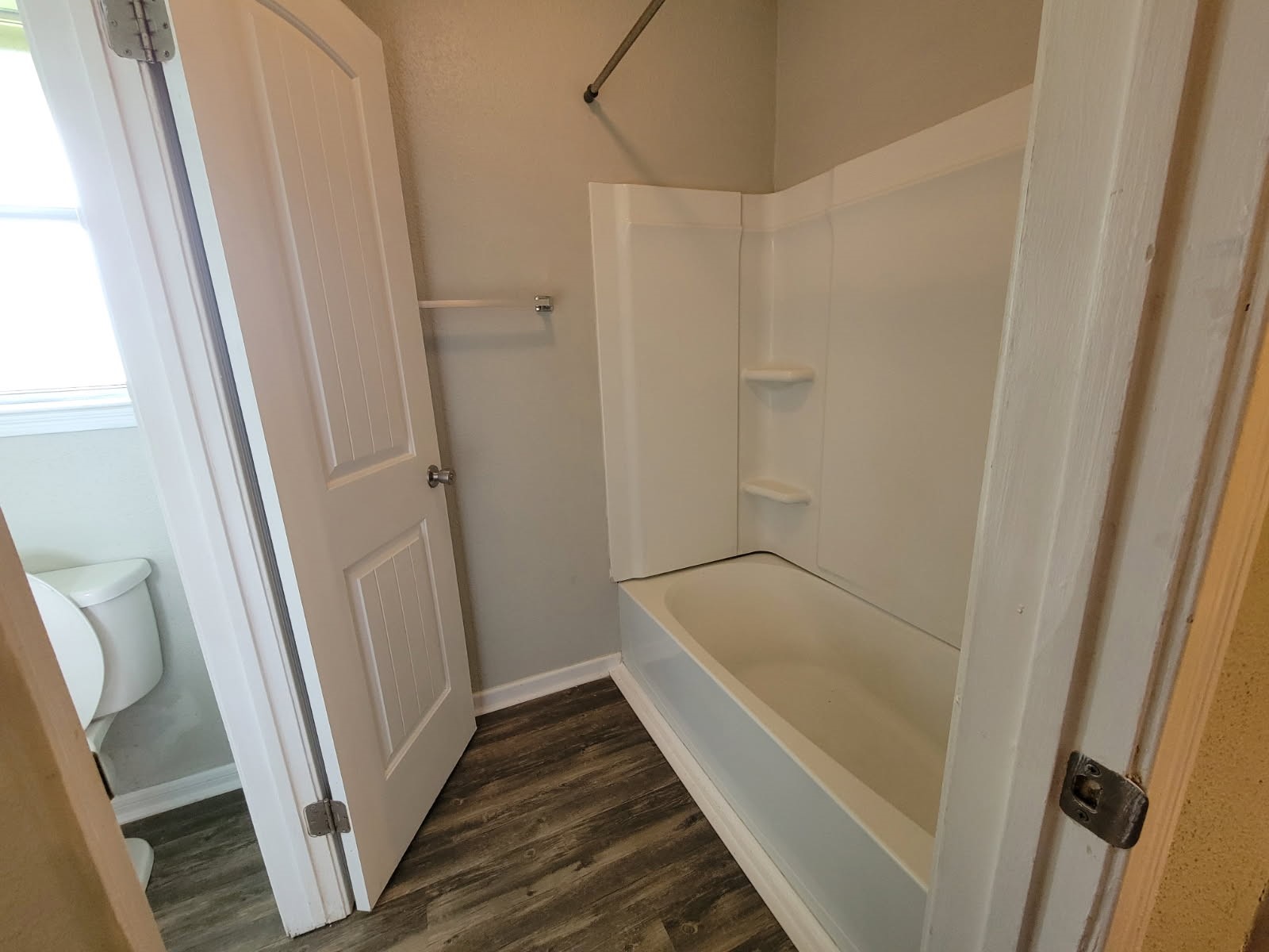 6617 N Lincoln Drive, Hitchcock, TX 77563