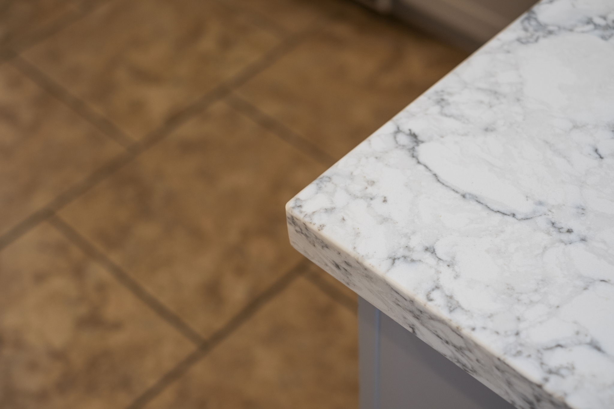 Gorgeous quartz counters in kitchen
