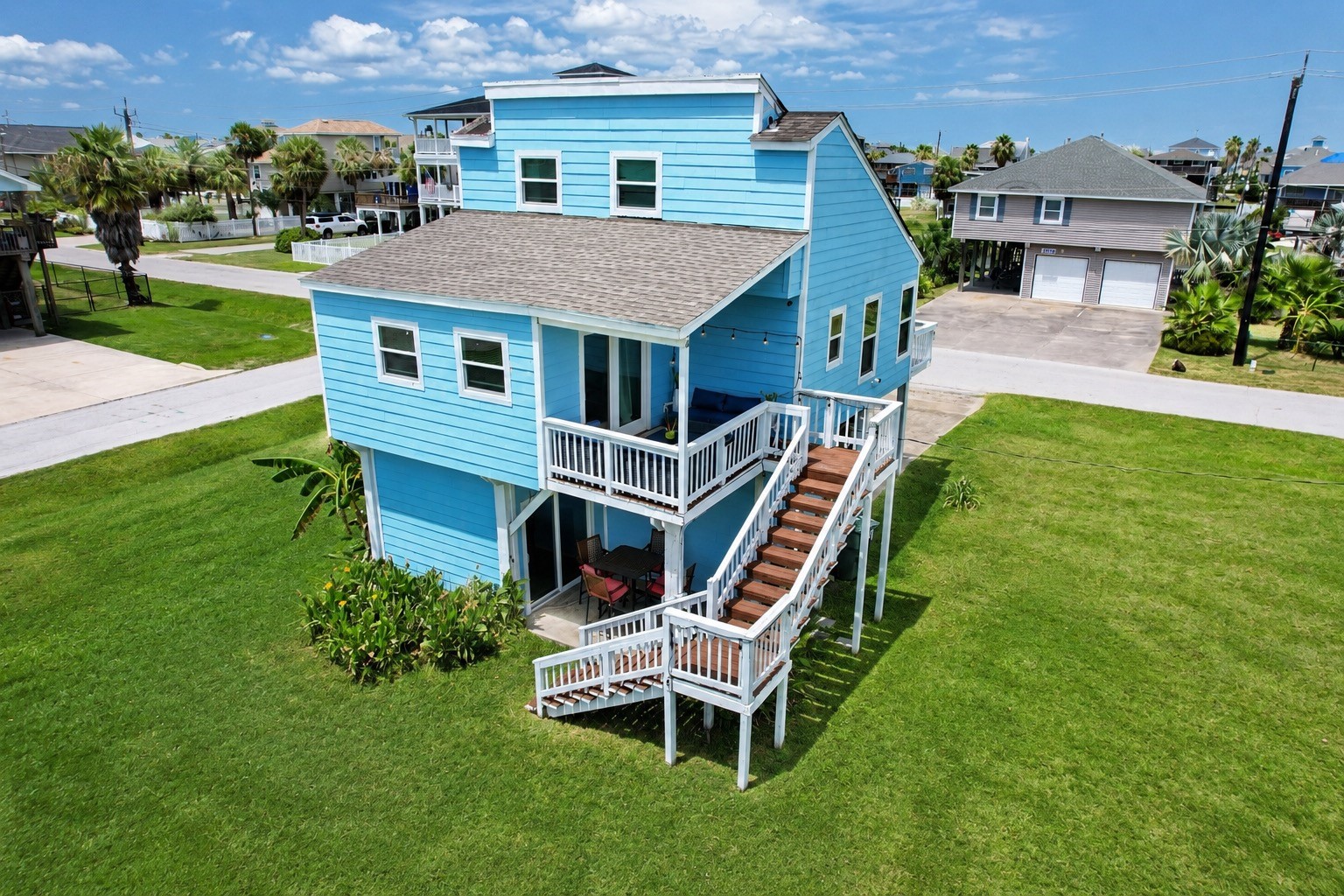 3931 Grayson Drive, Galveston, TX 77554