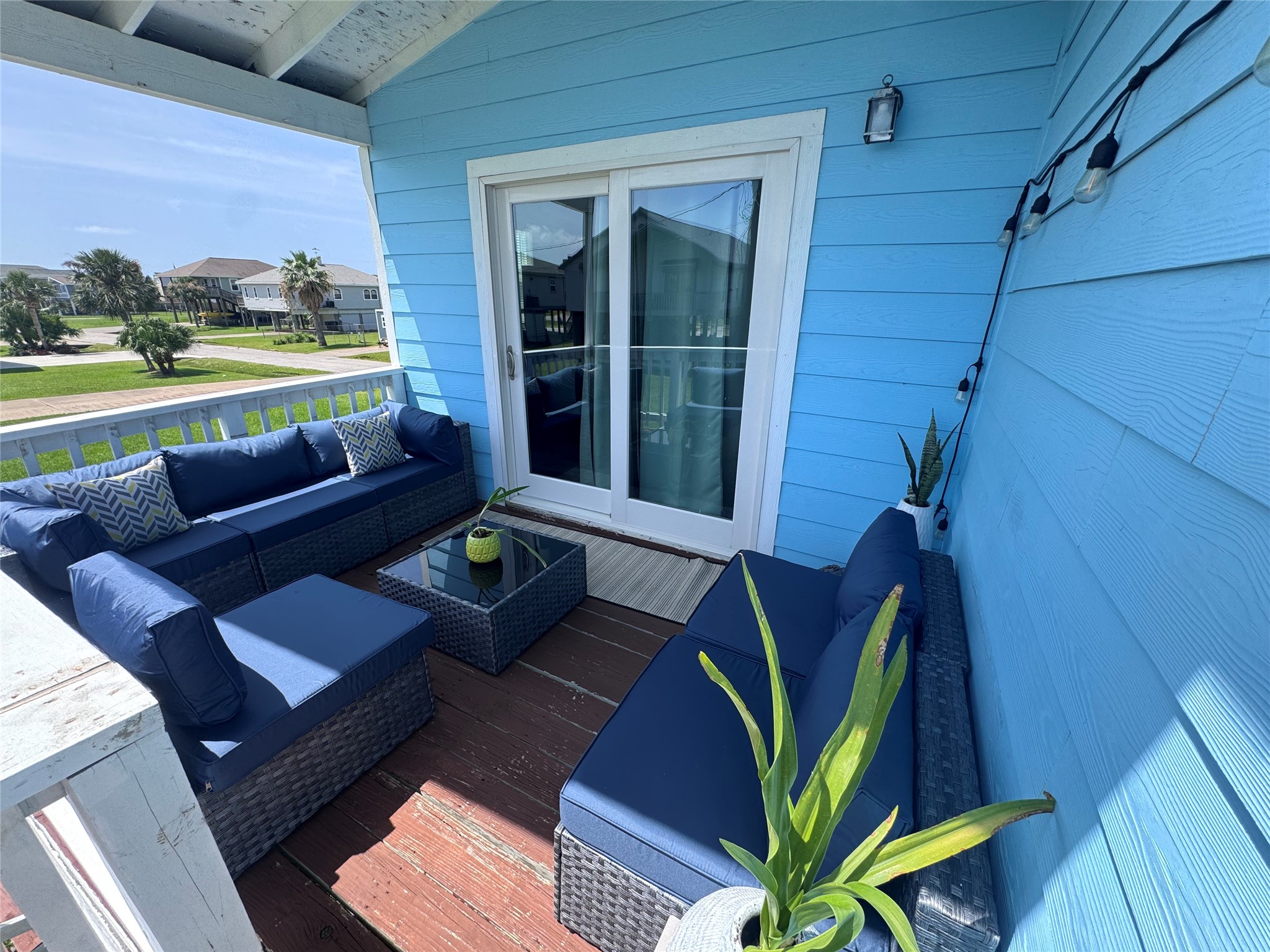 3931 Grayson Drive, Galveston, TX 77554