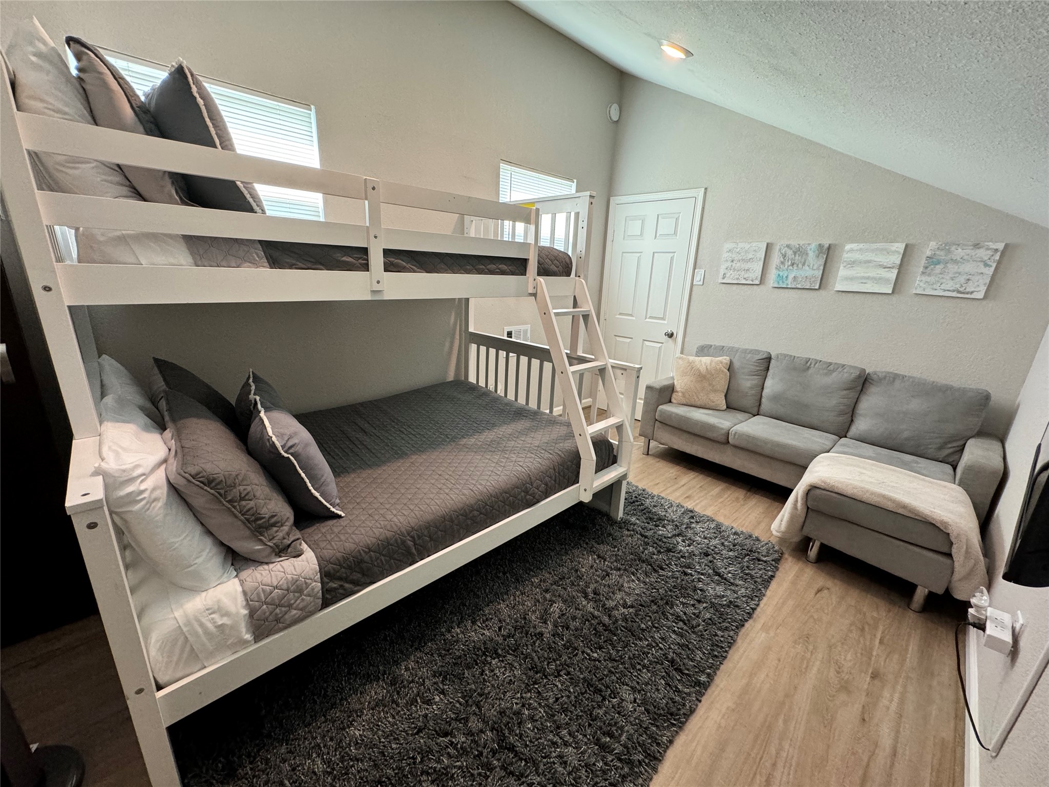 Upstairs bedroom