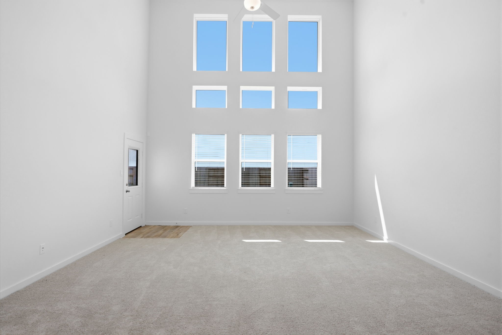 Disclaimer: Image is for illustrative purposes only and may not represent the actual property, features, finishes, or amenities. Actual property details may vary.
