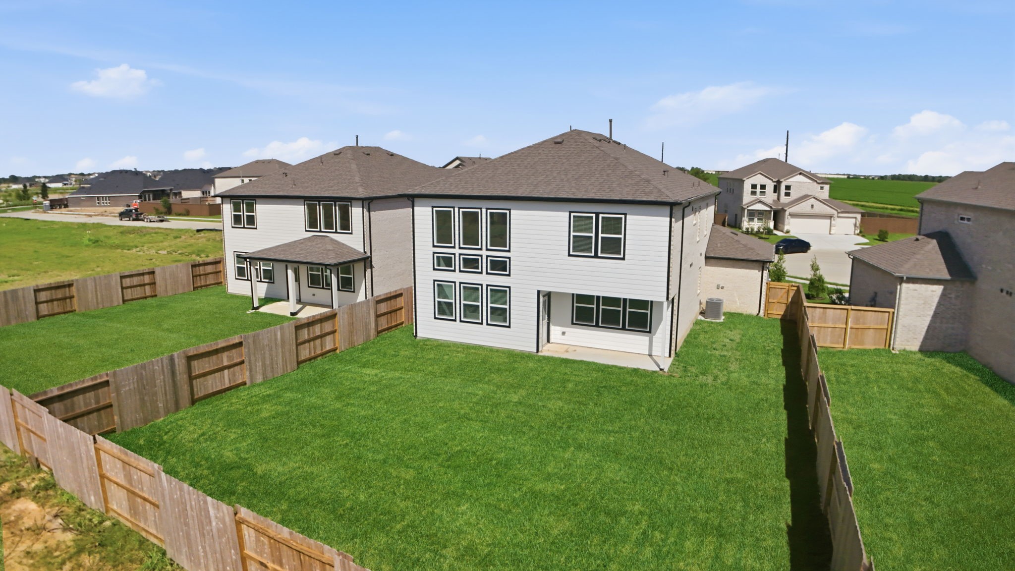 Disclaimer: Image is for illustrative purposes only and may not represent the actual property, features, finishes, or amenities. Actual property details may vary.
