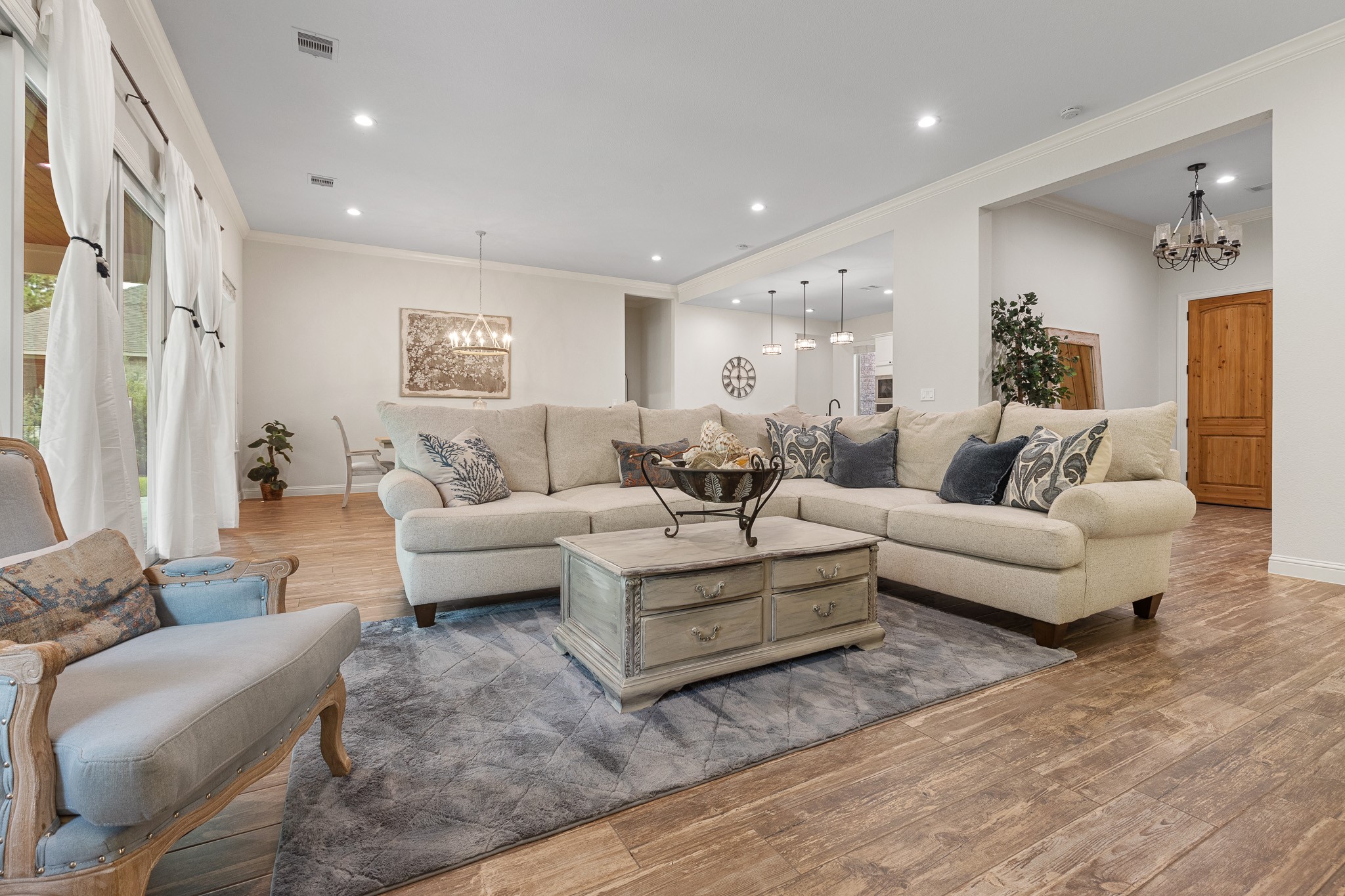 Open floor plan: Living room, Dining room and Kitchen with a choice between using 1 switch for ALL of the recessed lighting OR use individual switches to turn on/off.