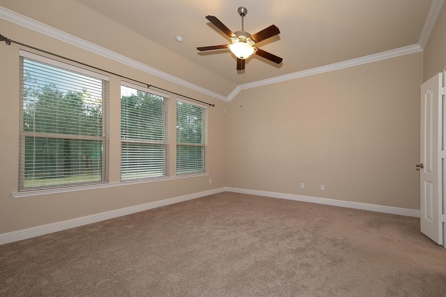 43 Butternut Grove Place, Tomball, TX 77375