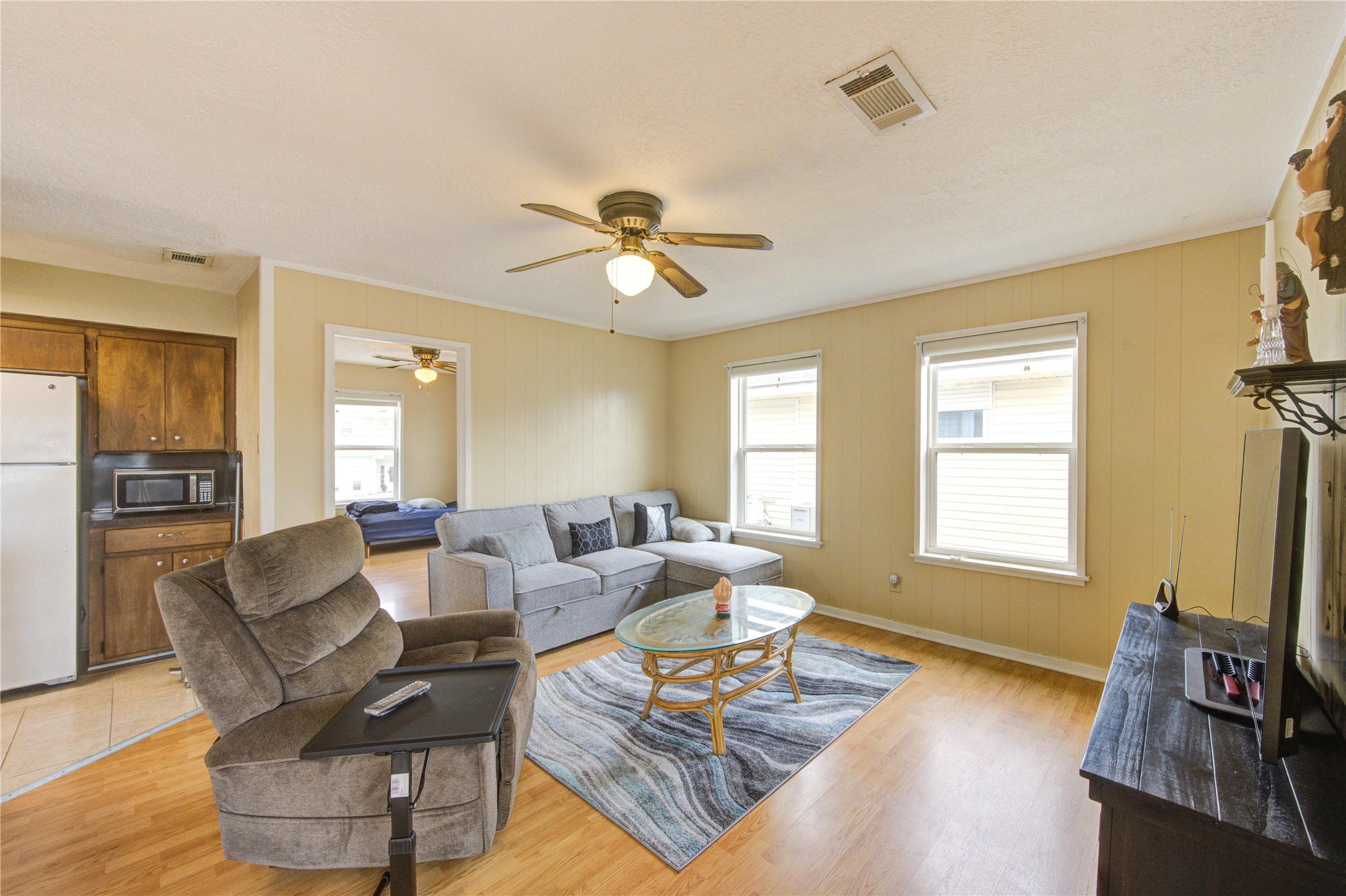 138 Tarpon Street, Bayou Vista, TX 77563