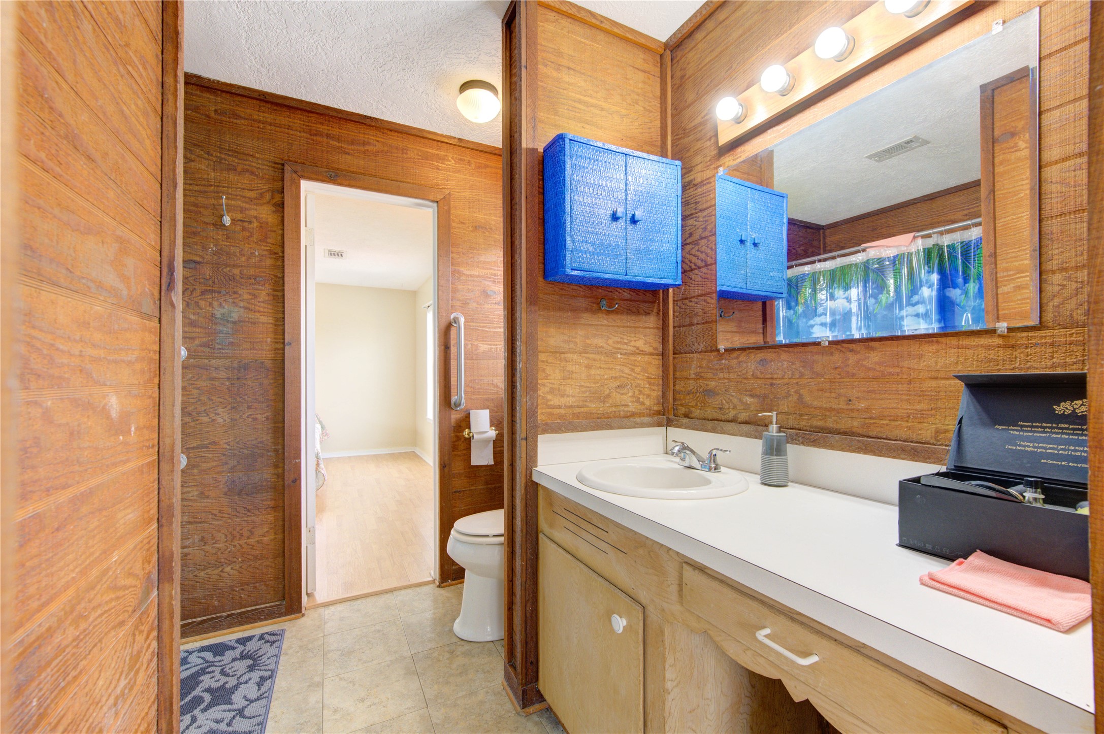 138 Tarpon Street, Bayou Vista, TX 77563