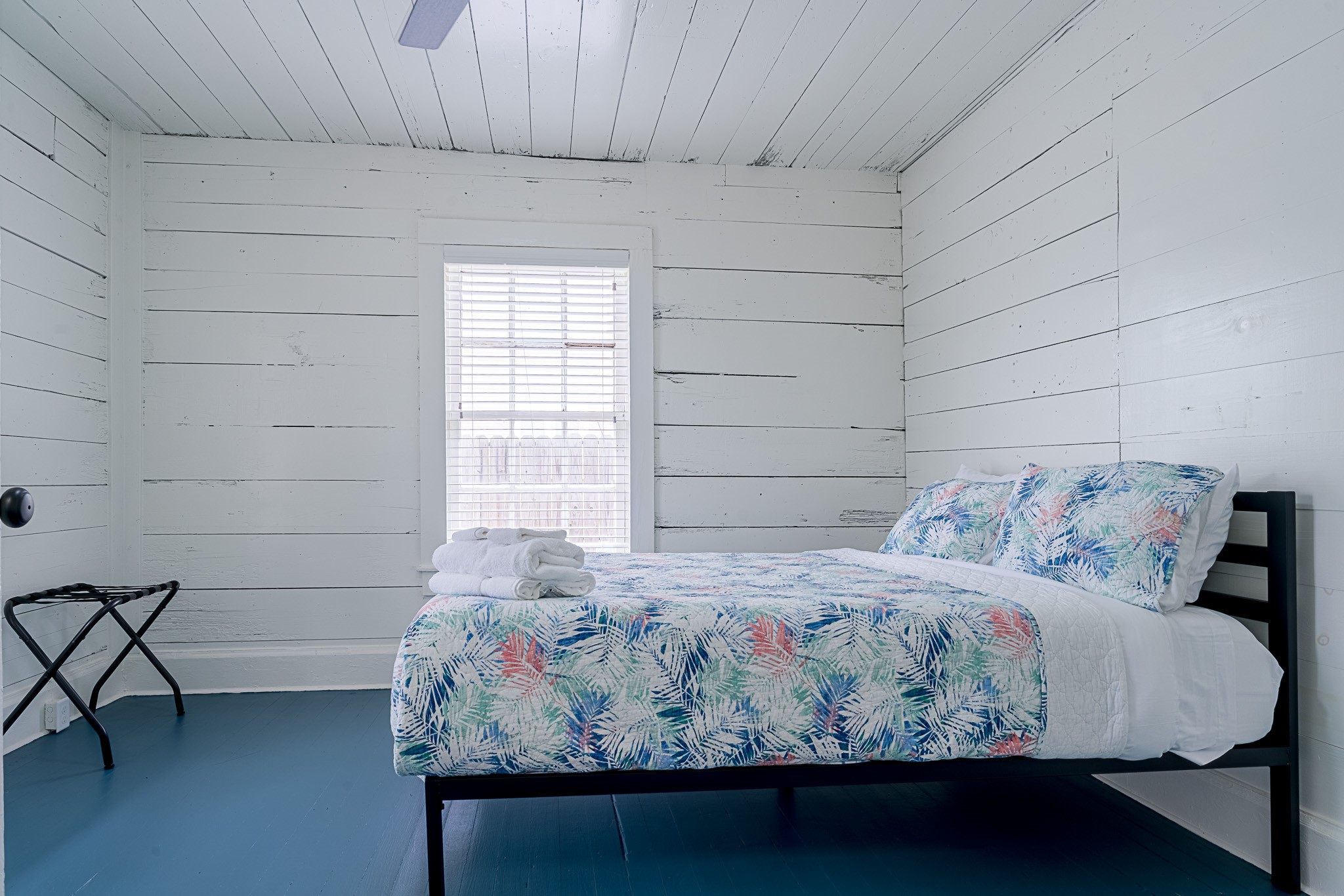 Bedroom one with king size bed Bedroom one with king size bed