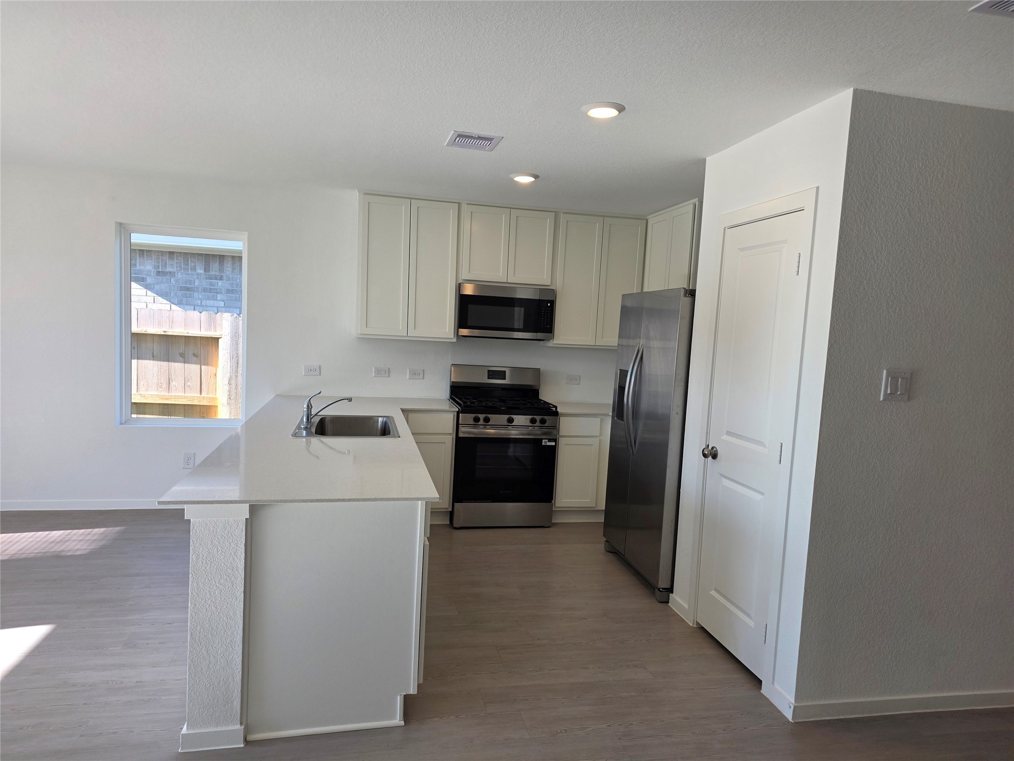 5007 Wild Bergamot Court, Needville, TX 77461