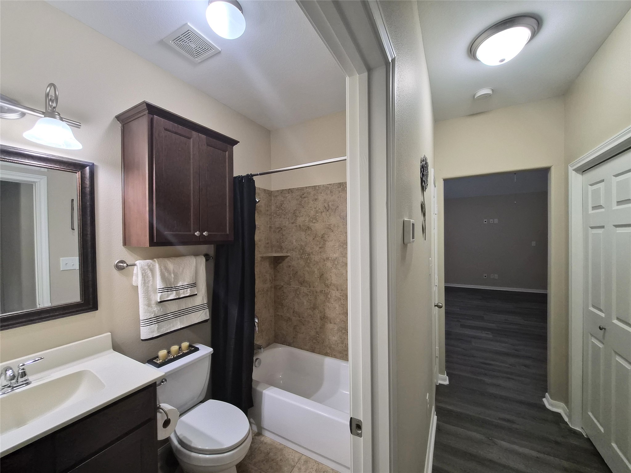 984 Arbor Glen, Conroe, TX 77303