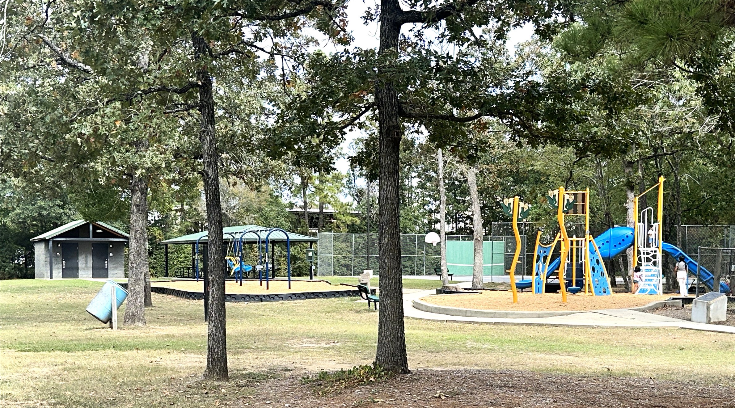 984 Arbor Glen, Conroe, TX 77303