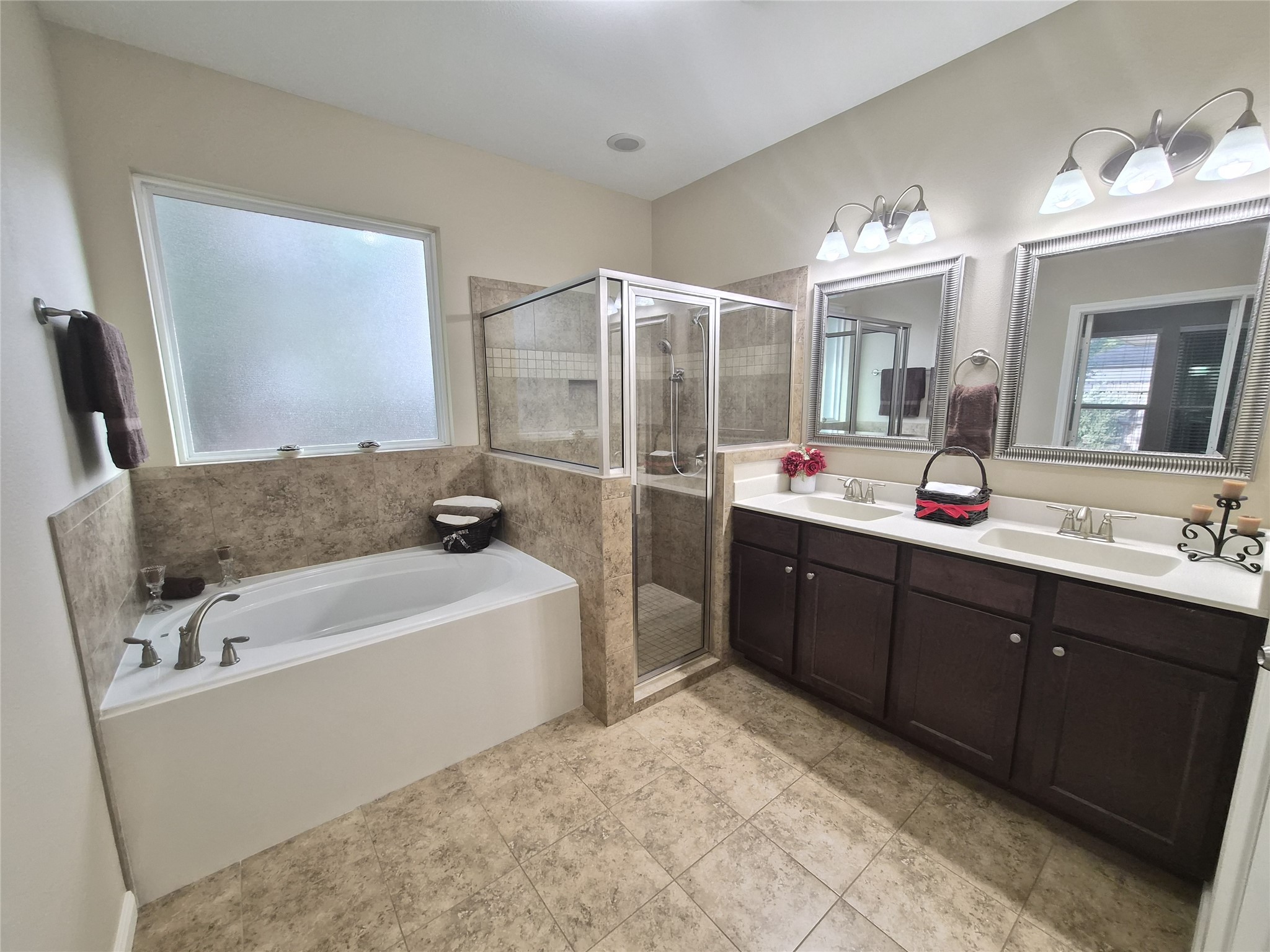 984 Arbor Glen, Conroe, TX 77303