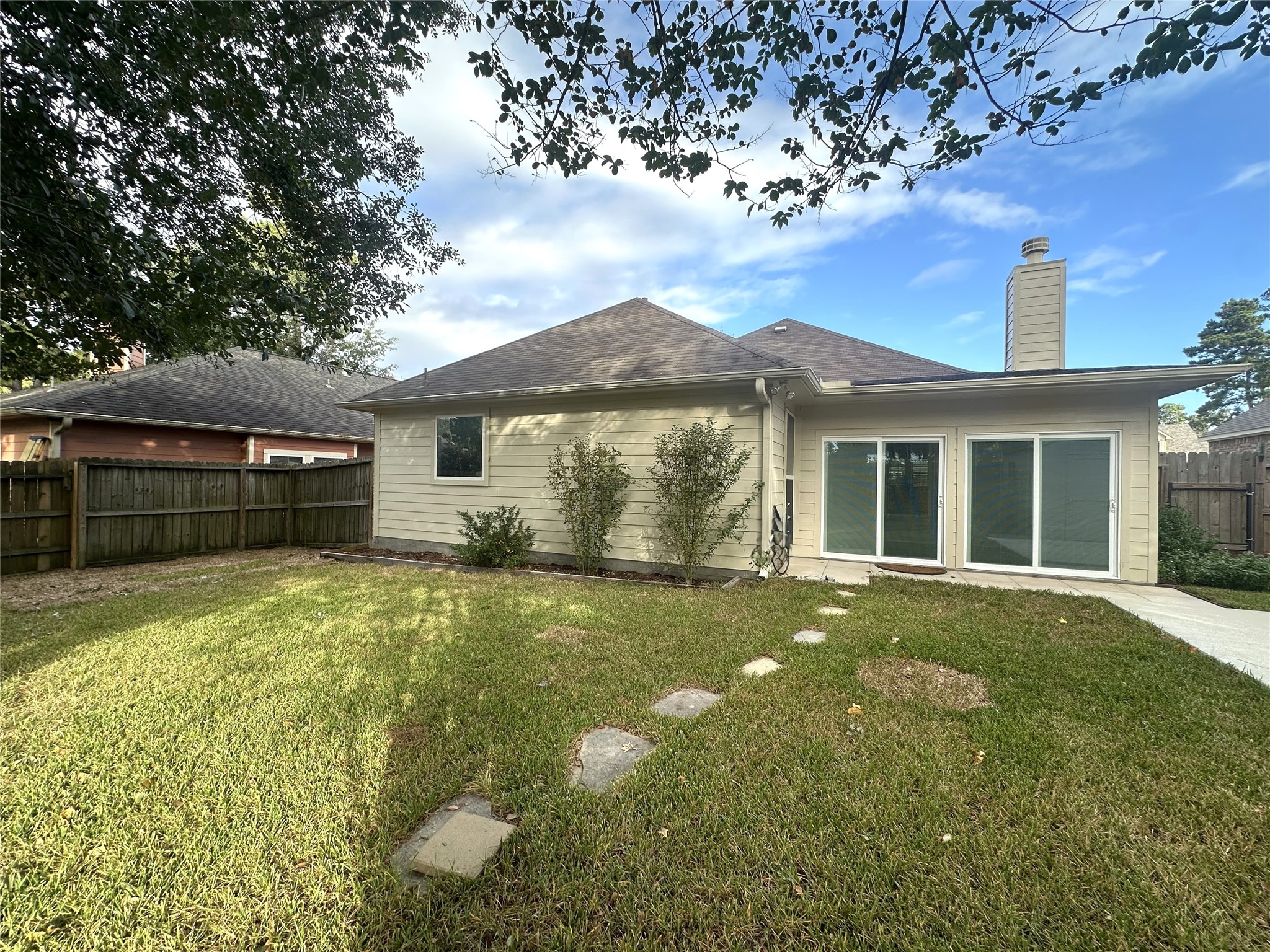 984 Arbor Glen, Conroe, TX 77303