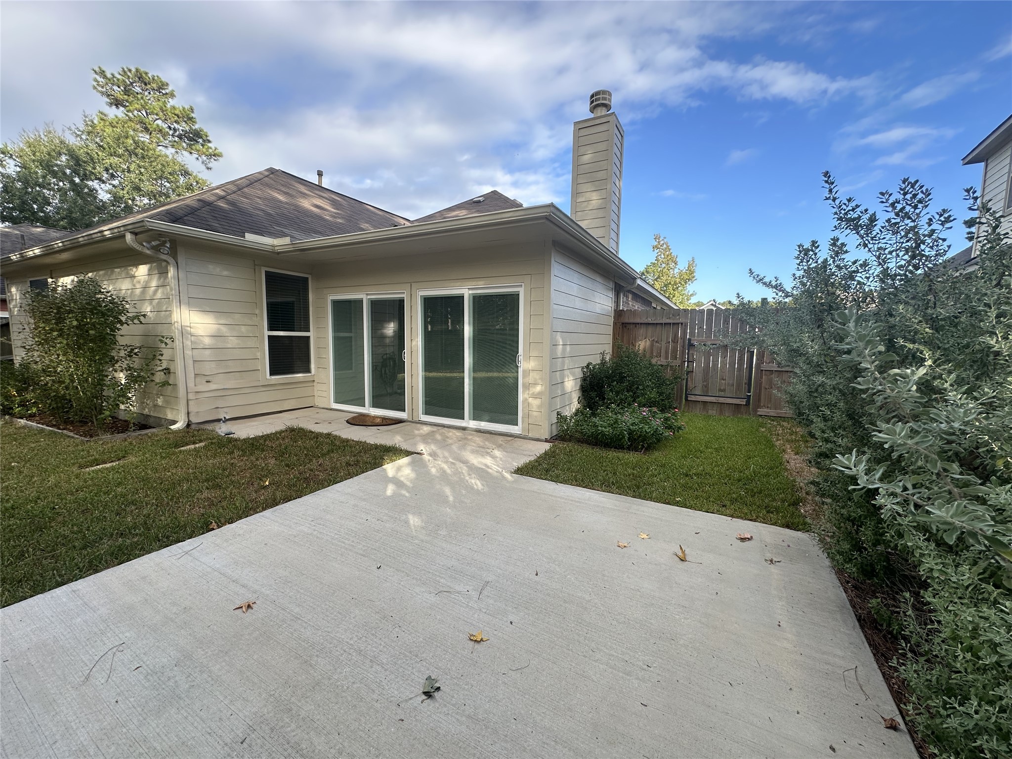 984 Arbor Glen, Conroe, TX 77303