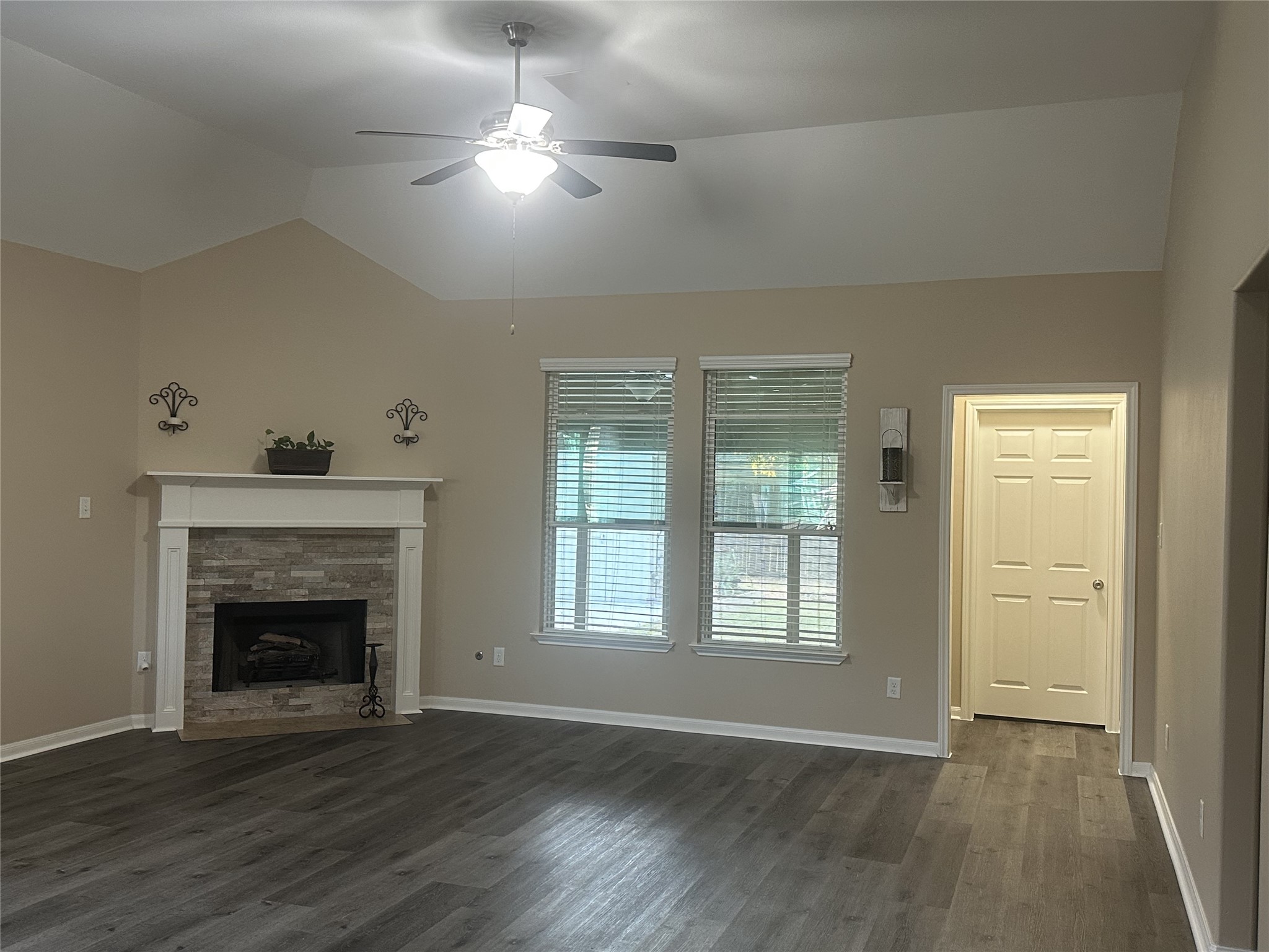 984 Arbor Glen, Conroe, TX 77303