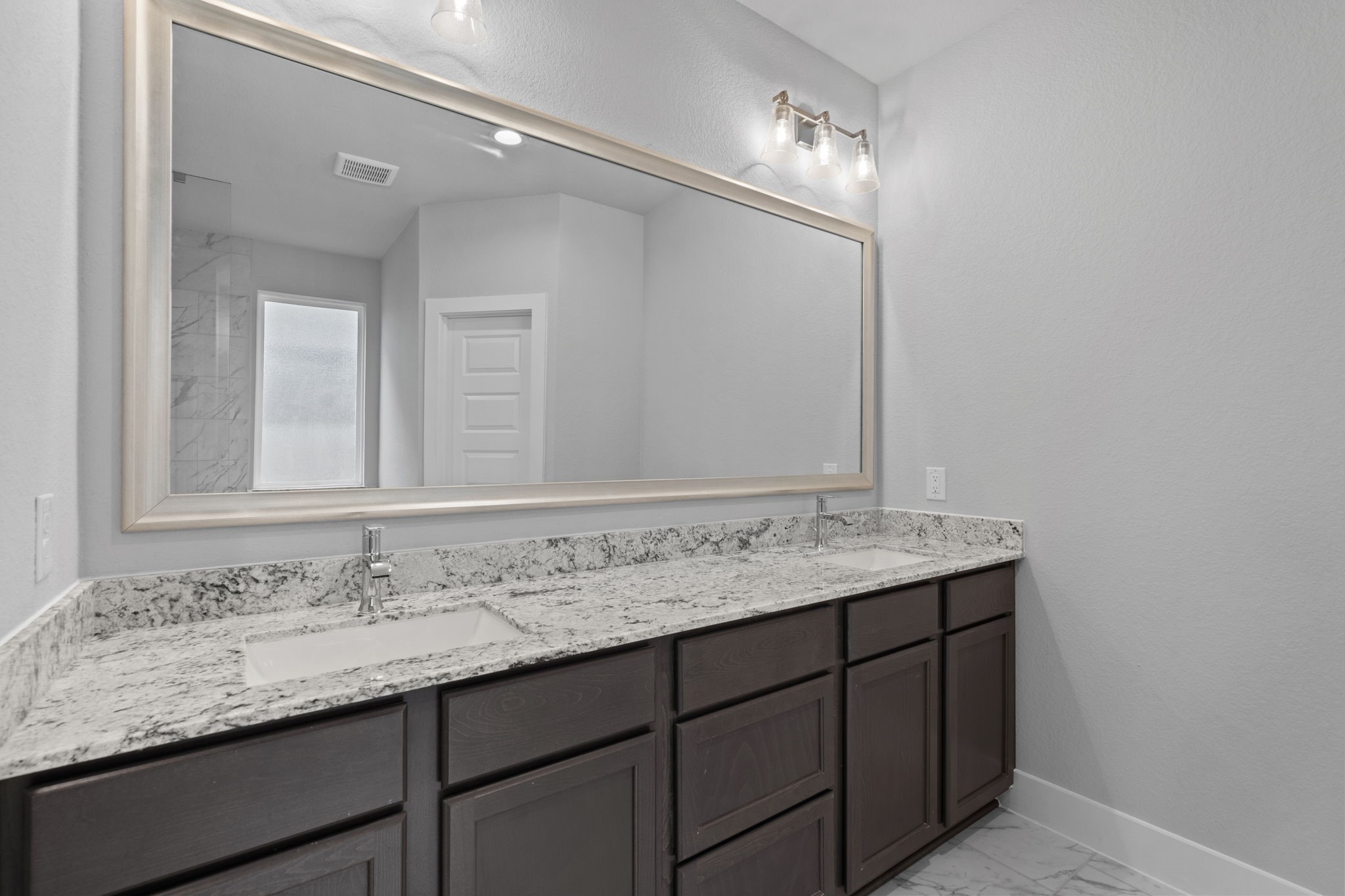 416 Hearthstone Lane, Waller, TX 77484