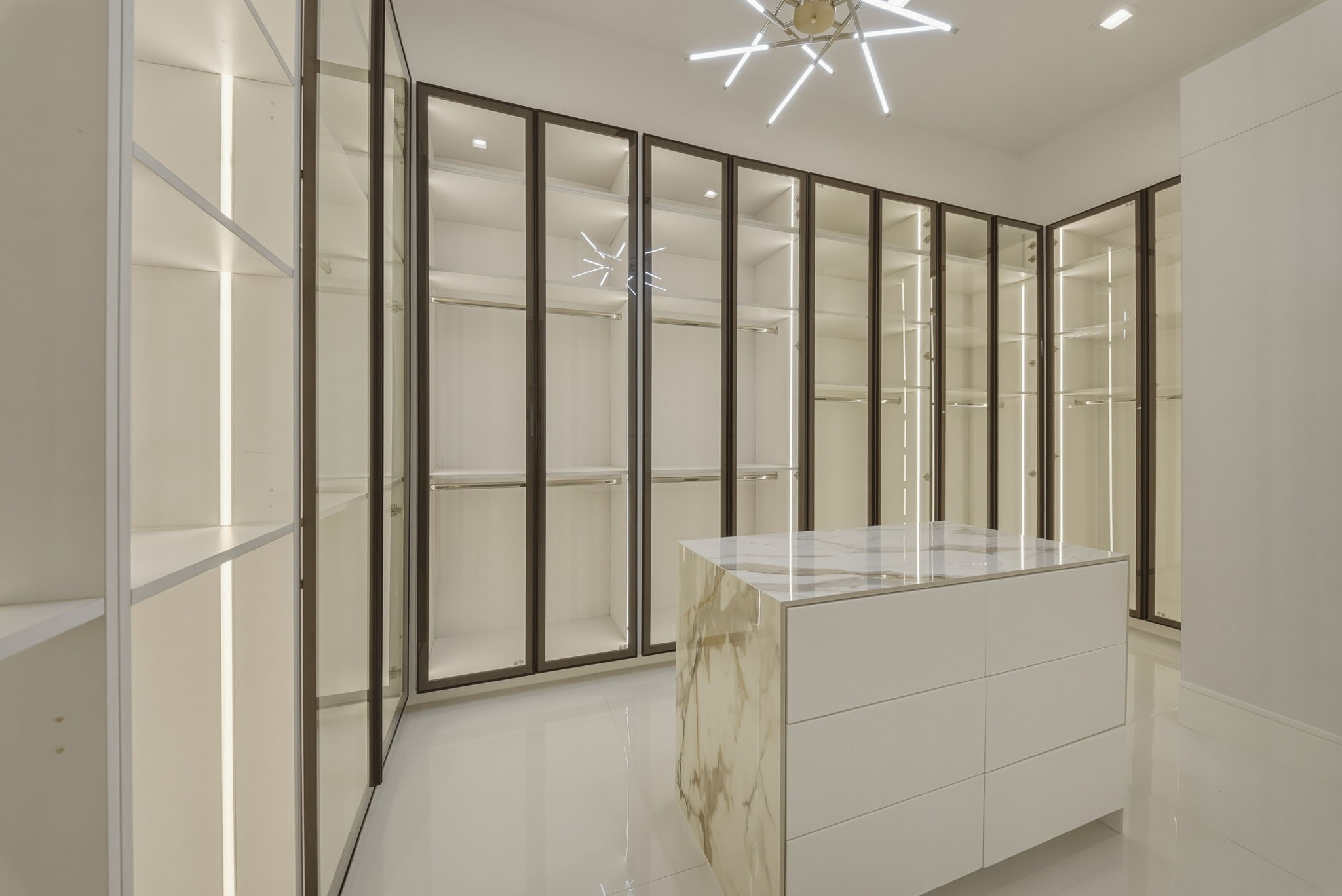 23111 Vista De Tres Lagos Drive, Spring, TX 77389