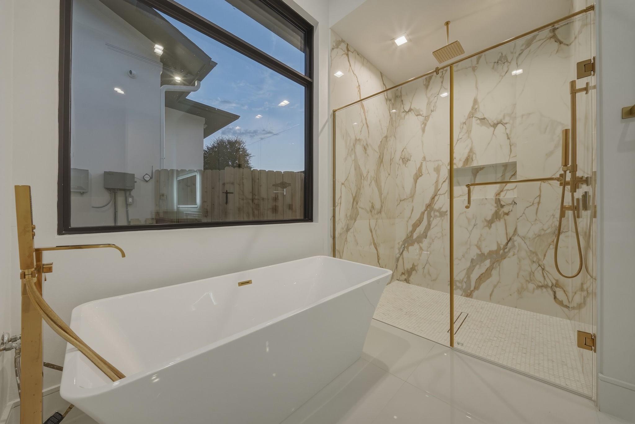 23111 Vista De Tres Lagos Drive, Spring, TX 77389