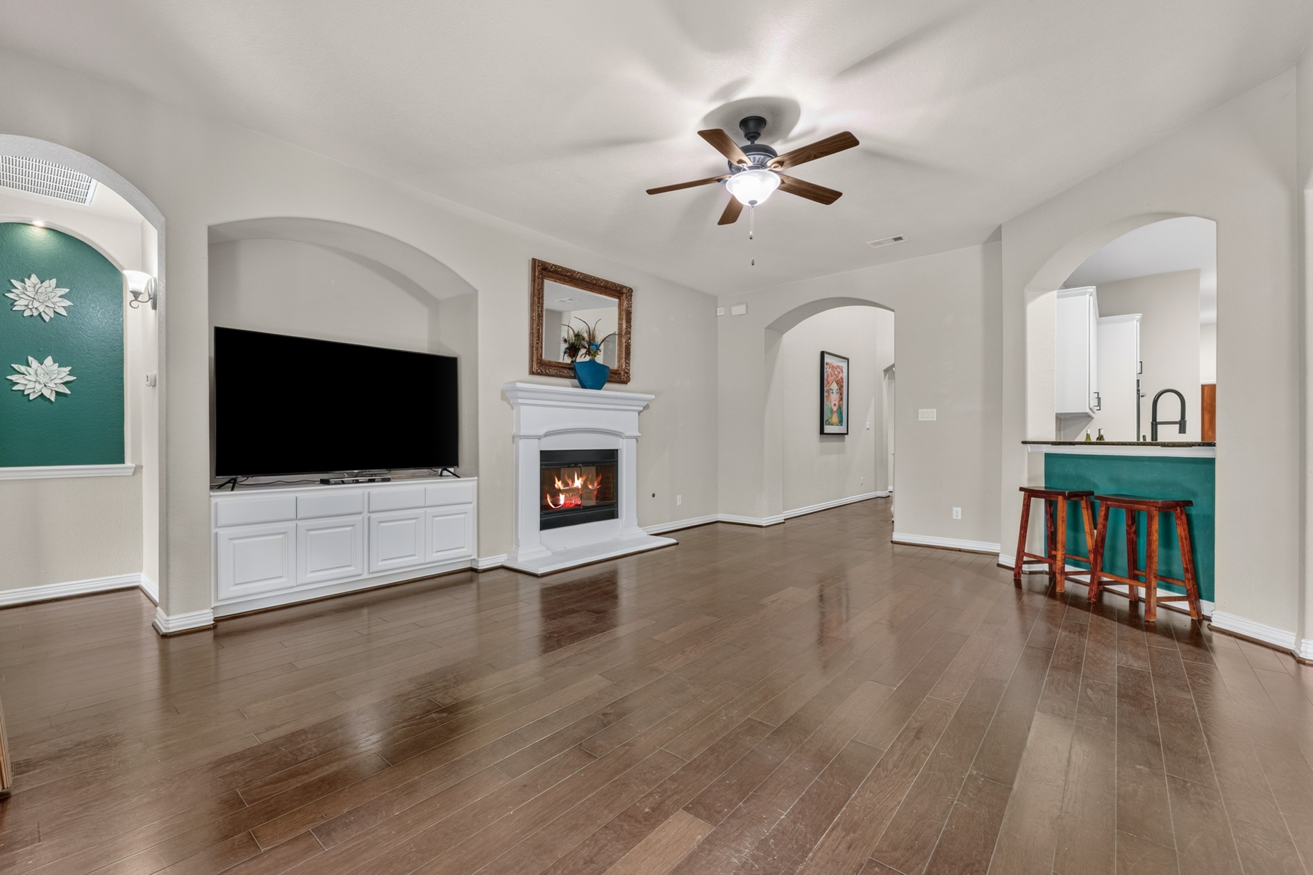 Cozy up to the gas-log fireplace on chilly nights!