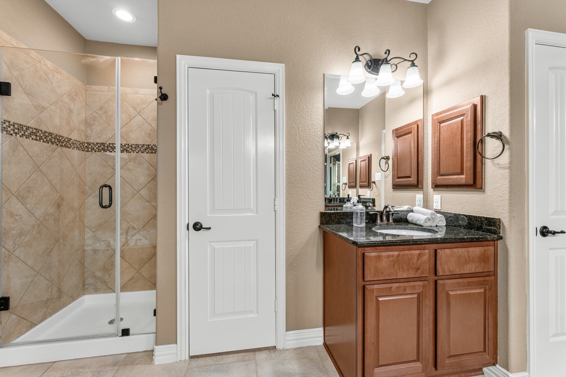 3 Blue Wildflower Pl, The Woodlands, TX 77354