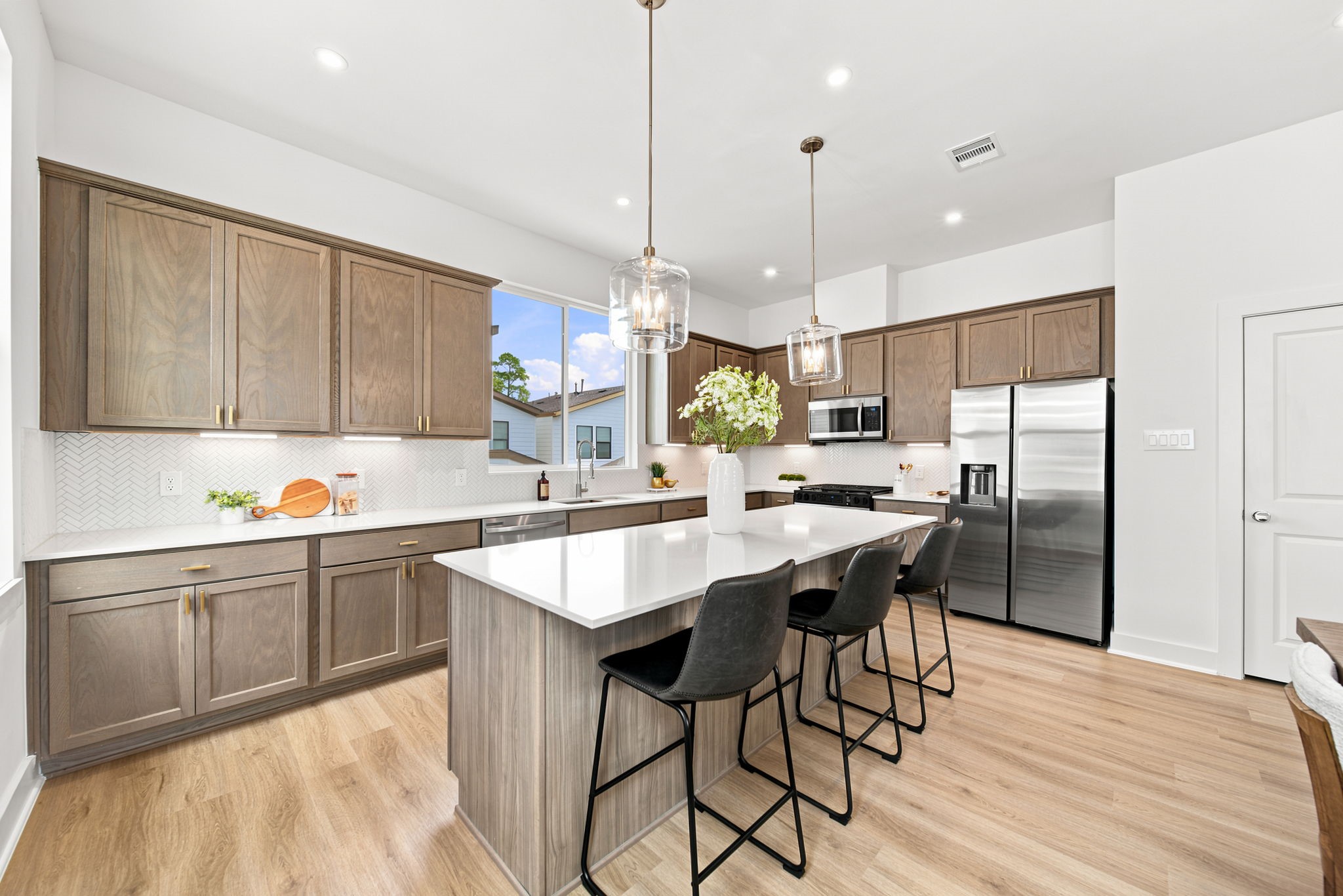1650 W Tidwell Road, Houston, TX 77091