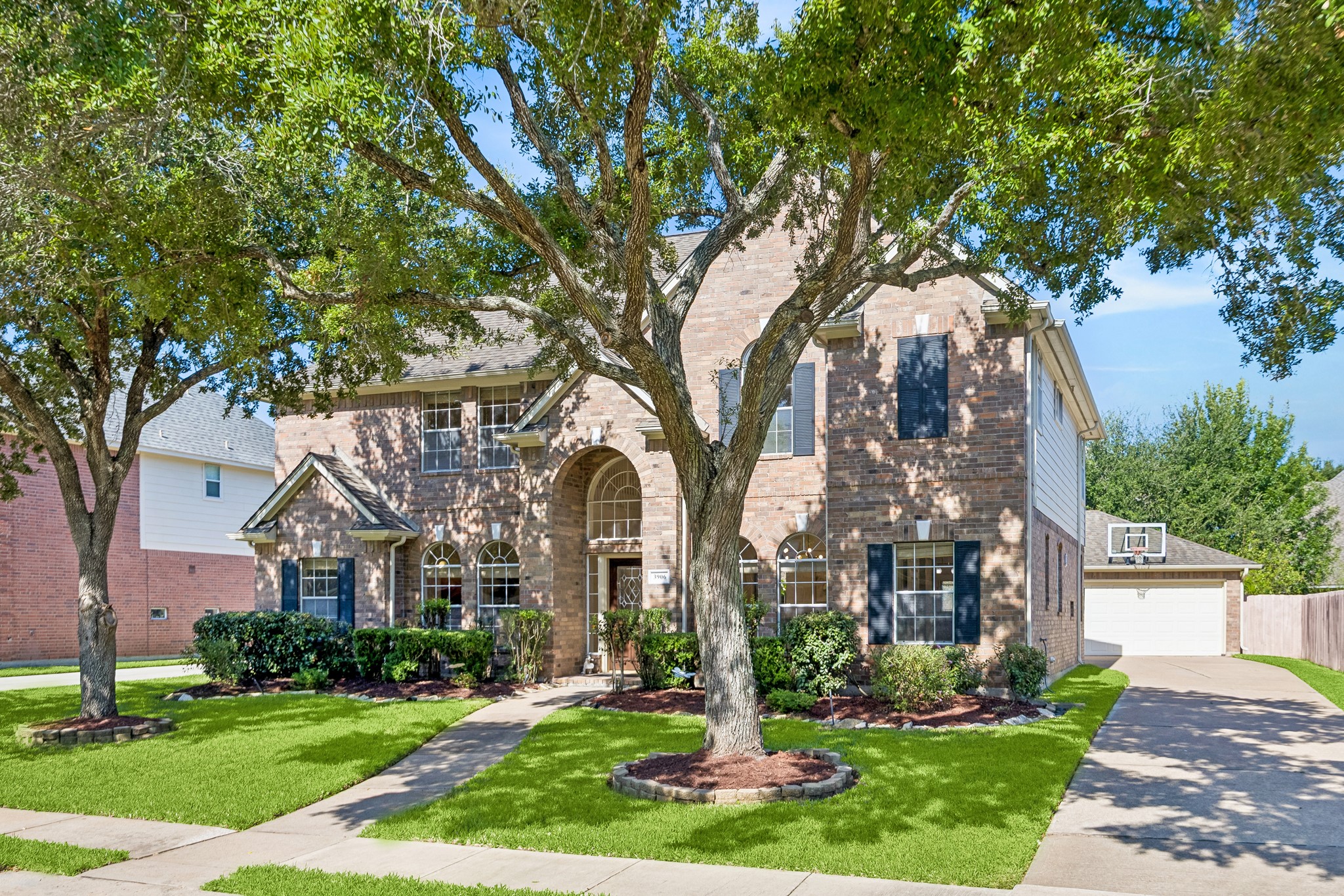 3906 Breaux Bridge Lane, Sugar Land, TX 77479